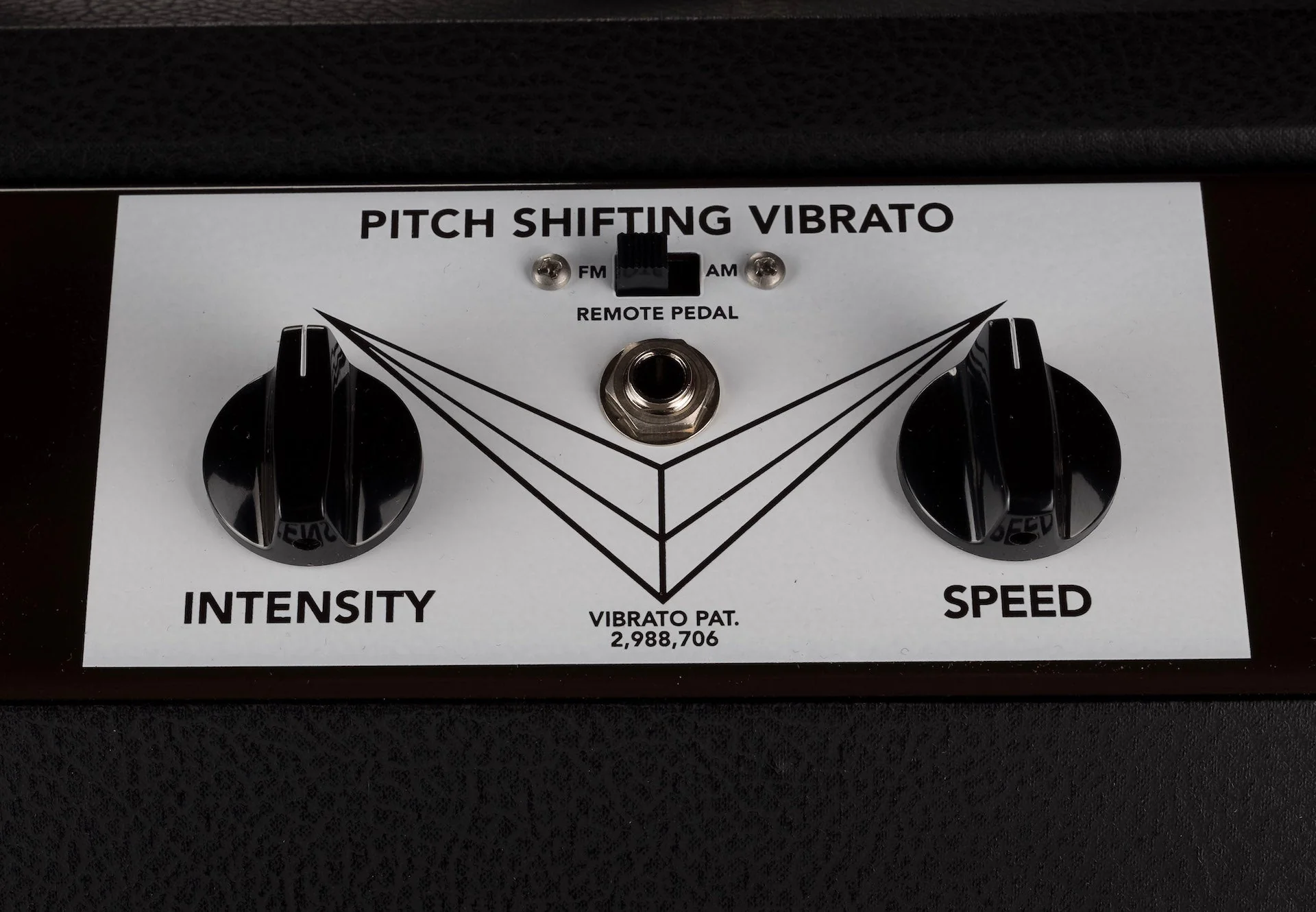 Pre Owned Magnatone Special Edition Twilighter 1x12 Black Master Series Style Guitar Amp Combo - Image 9