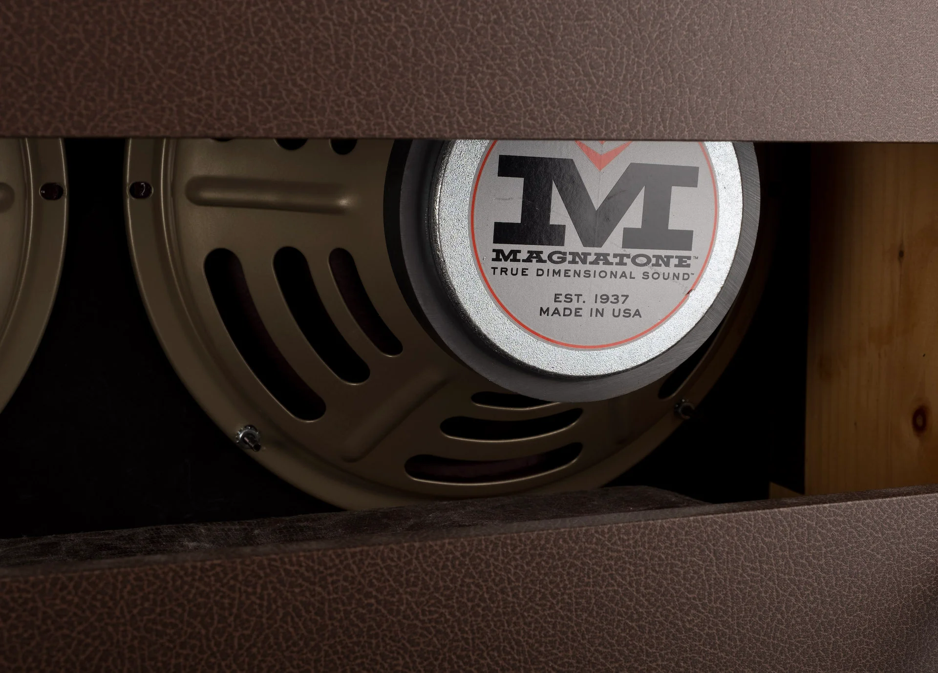 Pre Owned Magnatone Twilighter Stereo 2x12 Brown Guitar Amp Combo - Image 10