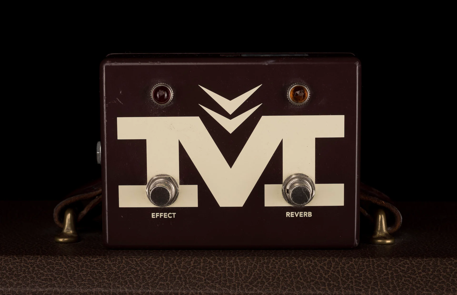 Pre Owned Magnatone Twilighter Stereo 2x12 Brown Guitar Amp Combo - Image 15