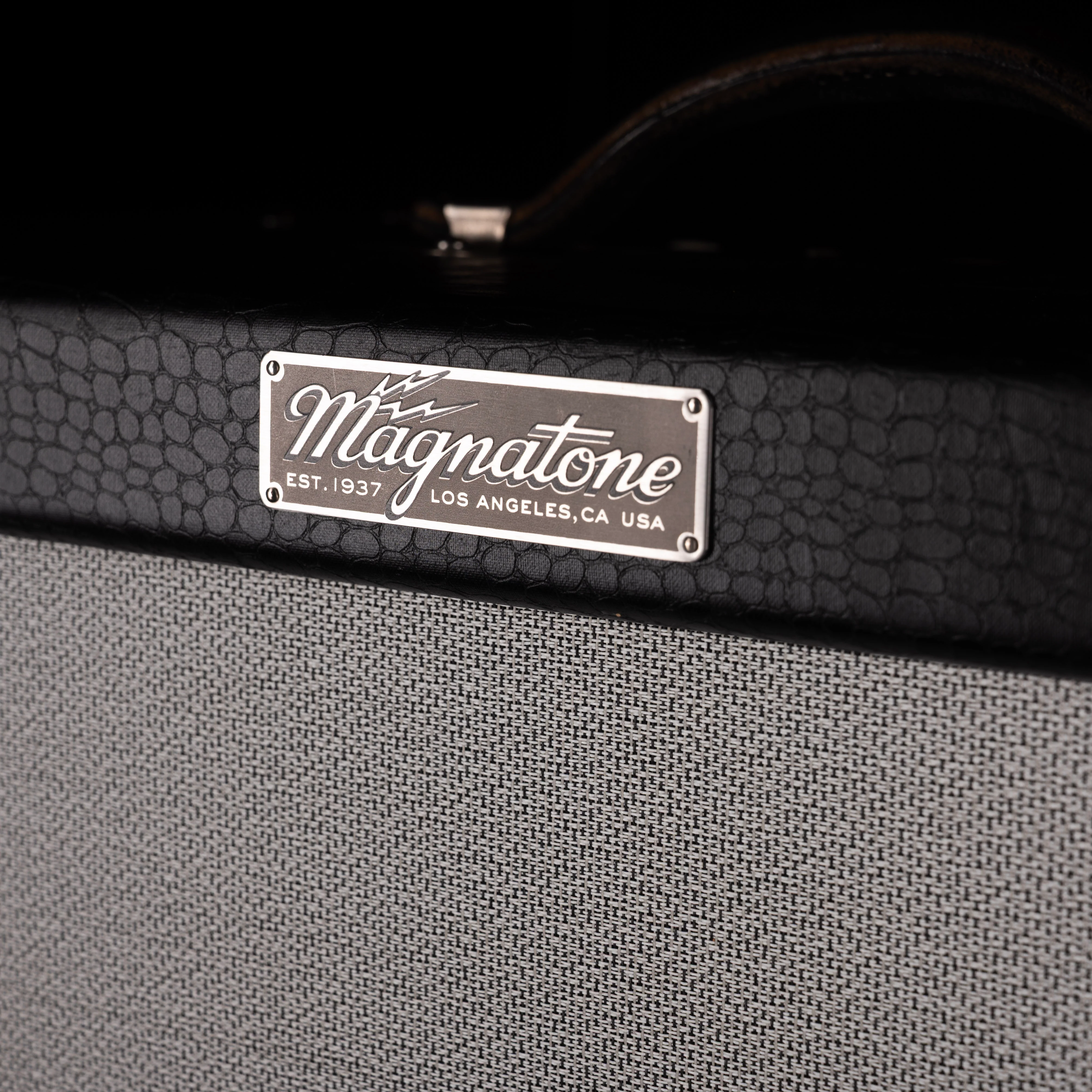 Pre-Owned Magnatone Varsity Black Guitar Amp Combo With Tuki Cover - Image 3