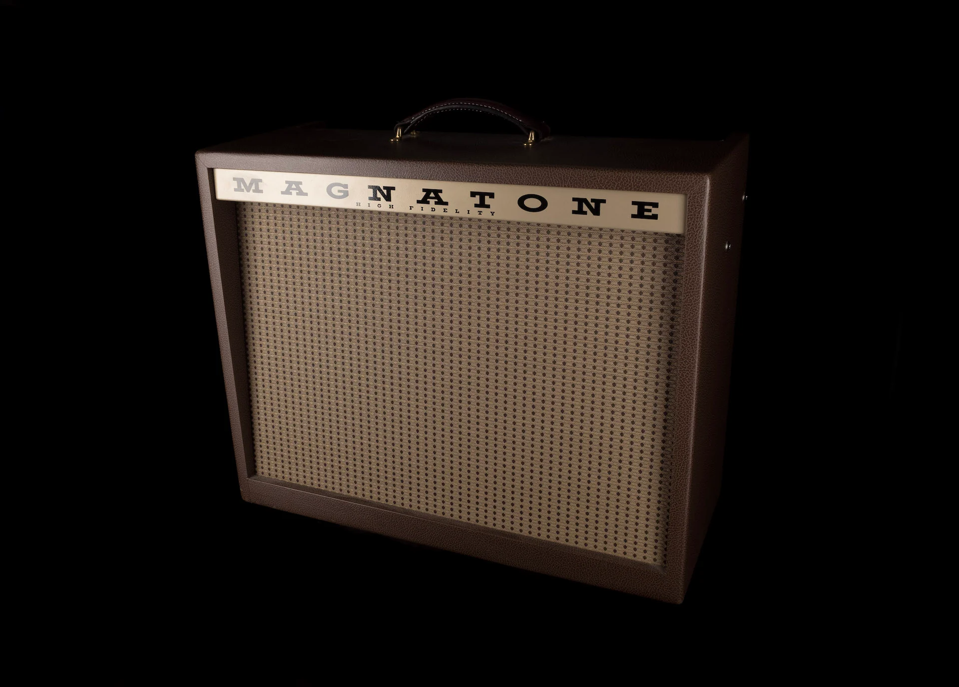 Pre Owned Magnatone Varsity Reverb Brown Guitar Amp Combo - Image 2