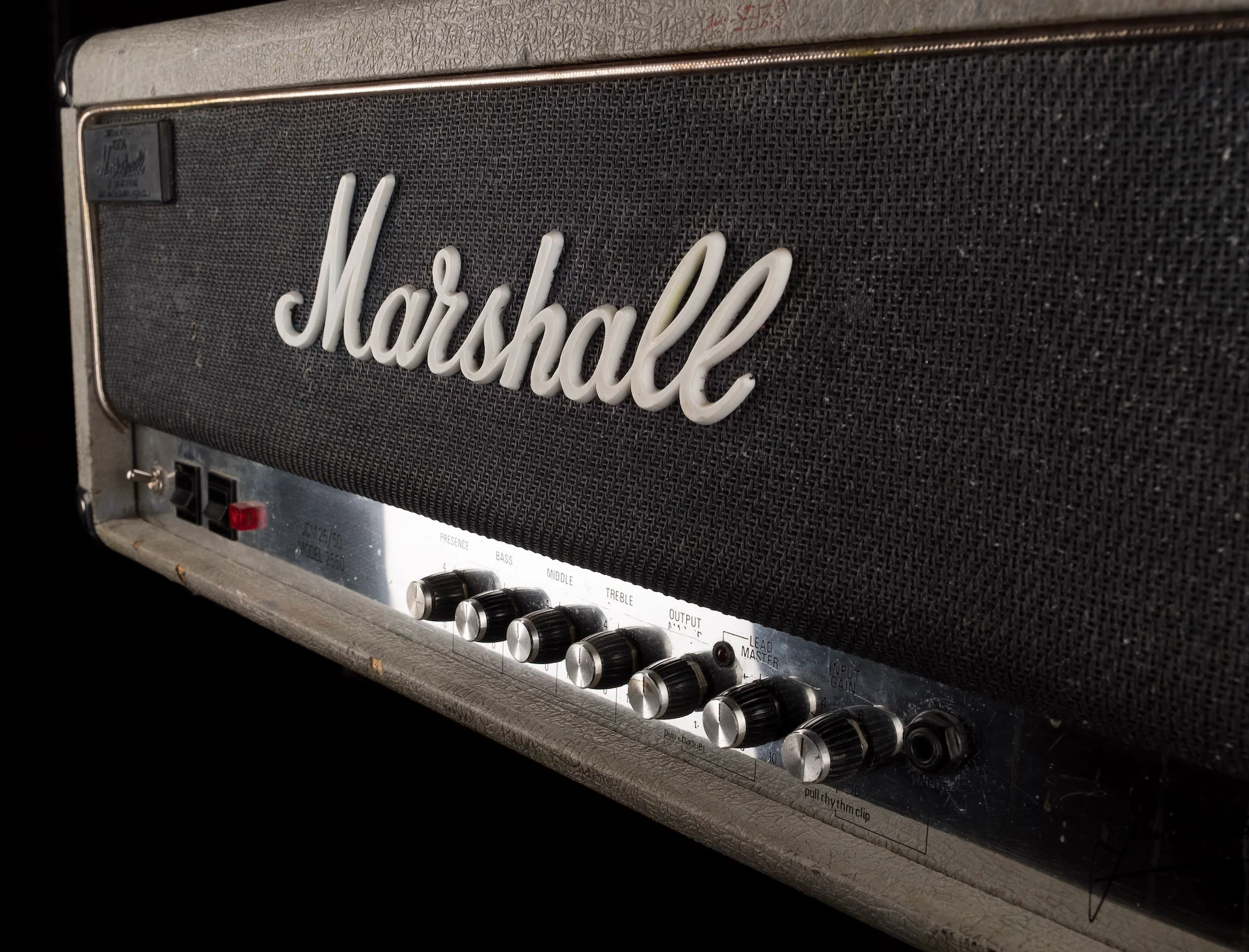 Pre Owned Marshall Model 2550 25/50 Silver Jubilee 50-watt Guitar Amp Head - Image 3