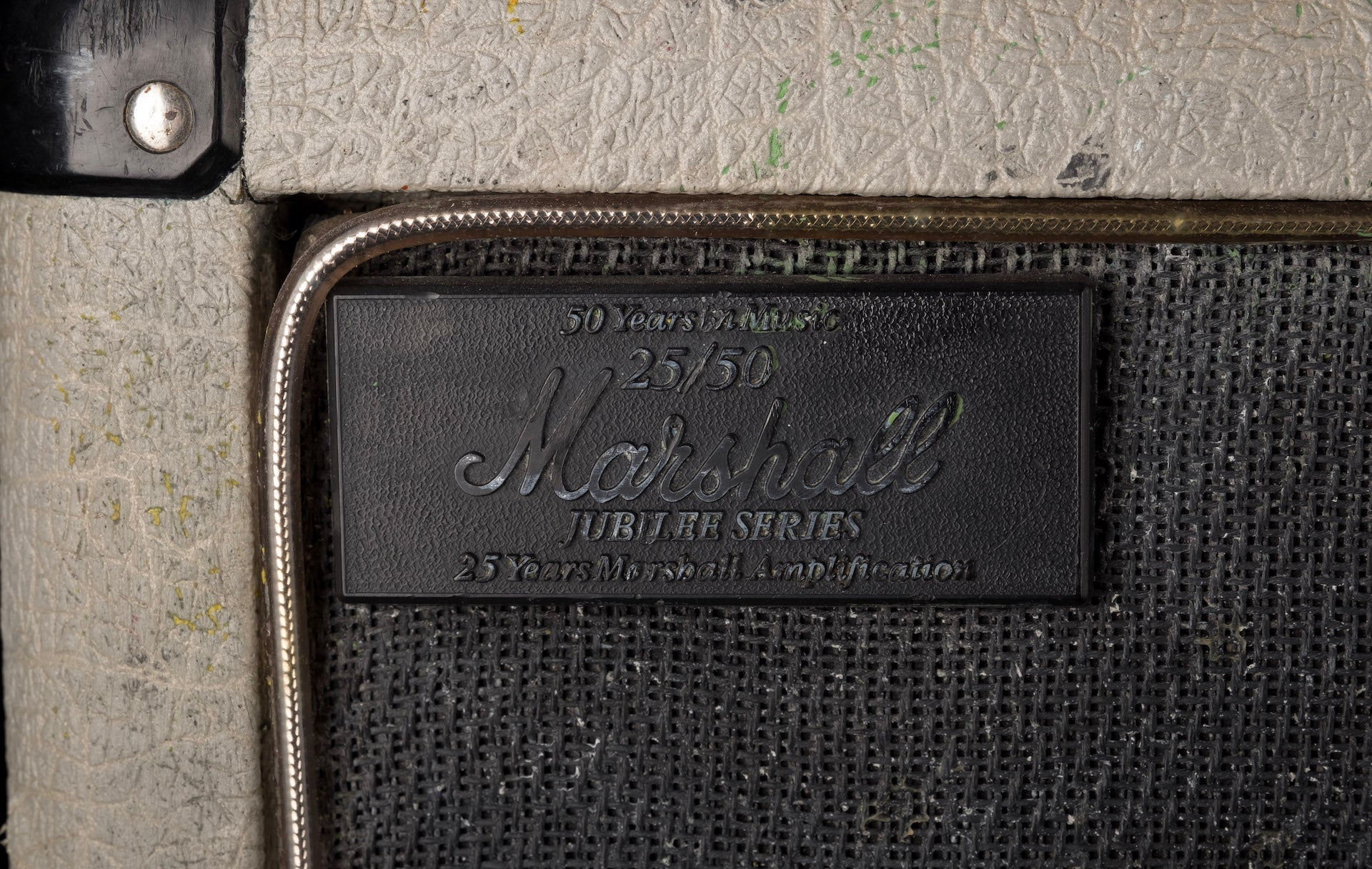Pre Owned Marshall Model 2550 25/50 Silver Jubilee 50-watt Guitar Amp Head - Image 6