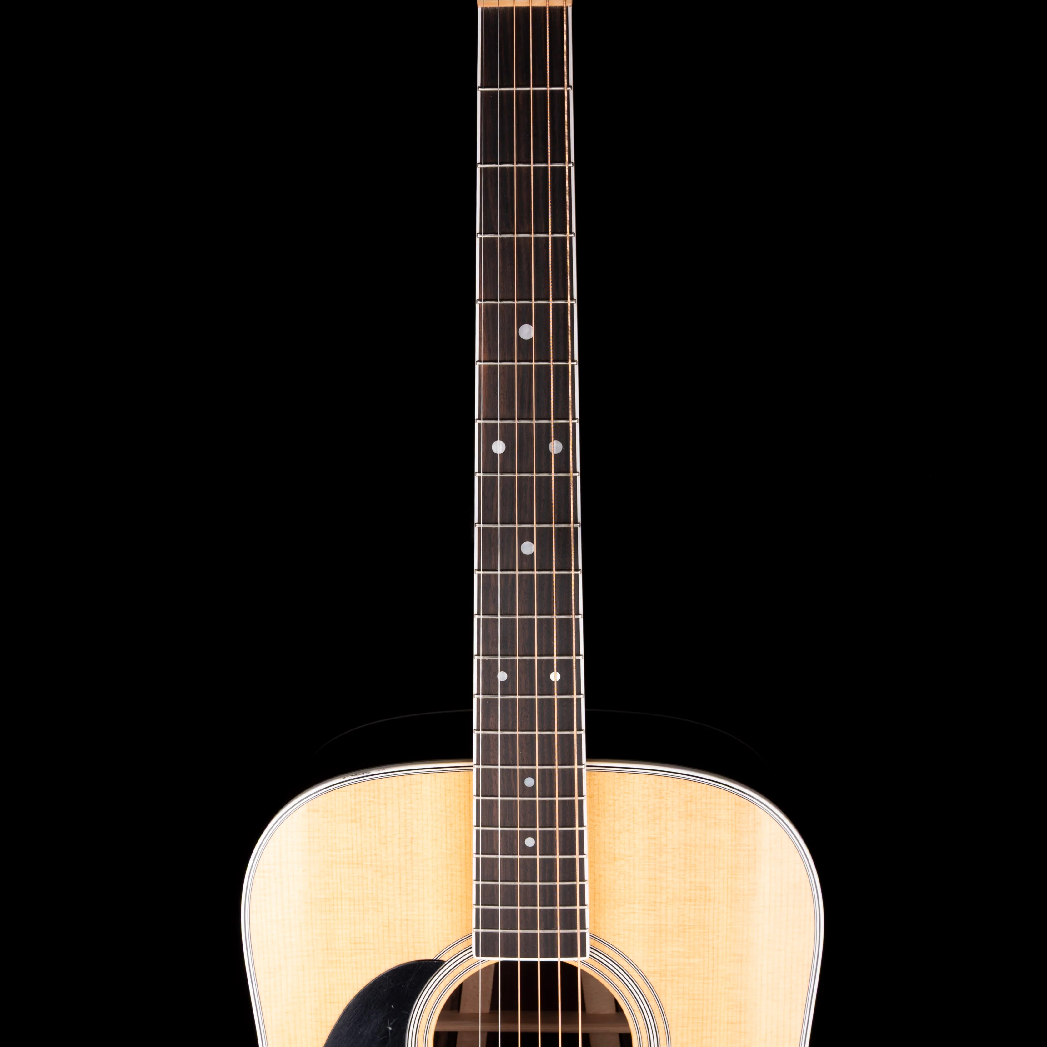Pre Owned Martin D-35L Natural Acoustic Guitar With OHSC - Image 10