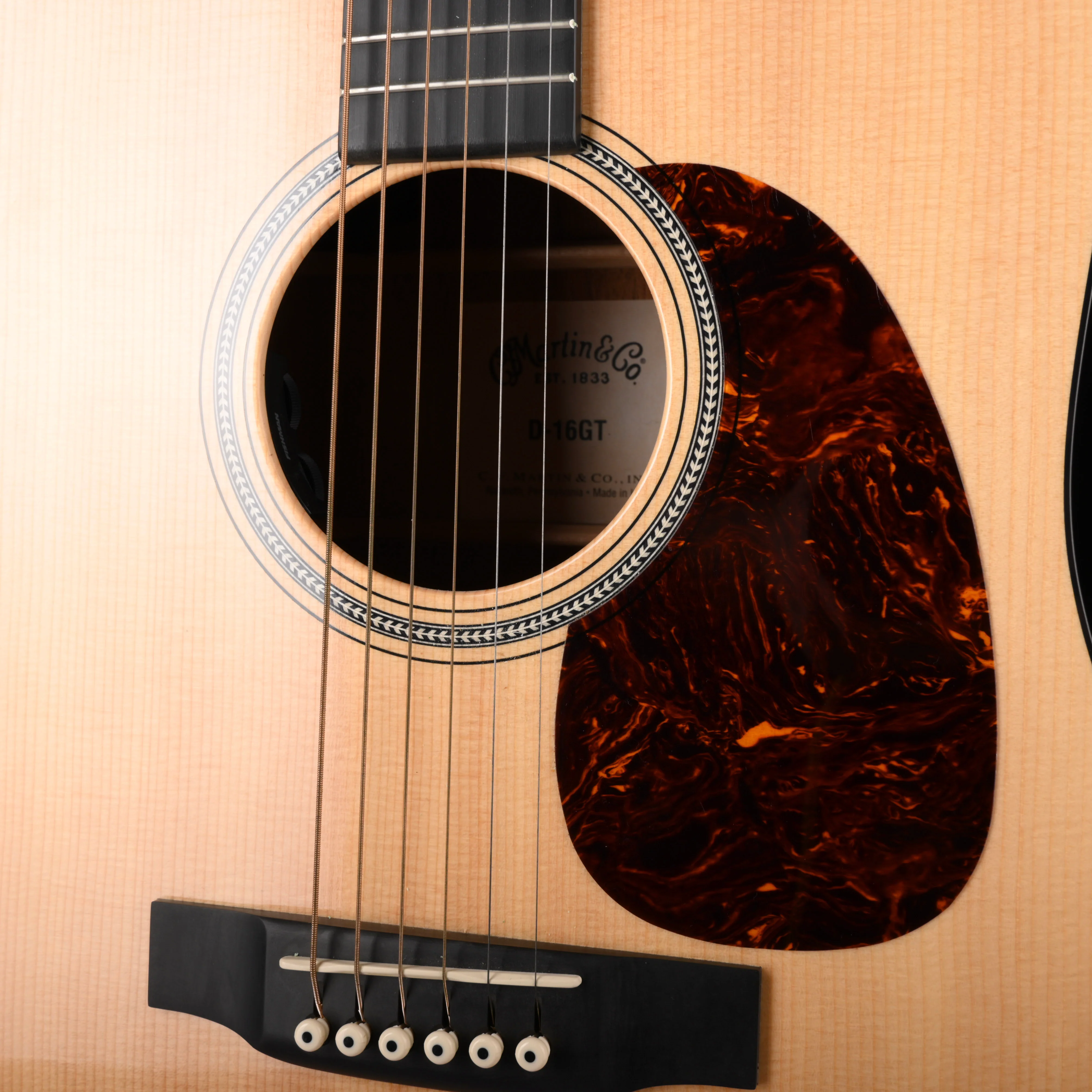 Pre Owned Martin D-16GT Acoustic Guitar With OHSC - Image 4