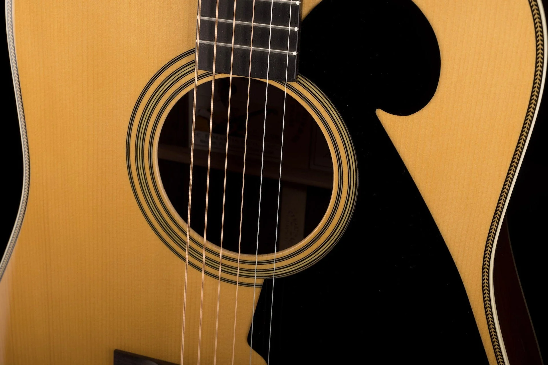 Pre-owned Martin D-28M Merle Travis Commemorative Edition with OHSC - Image 5