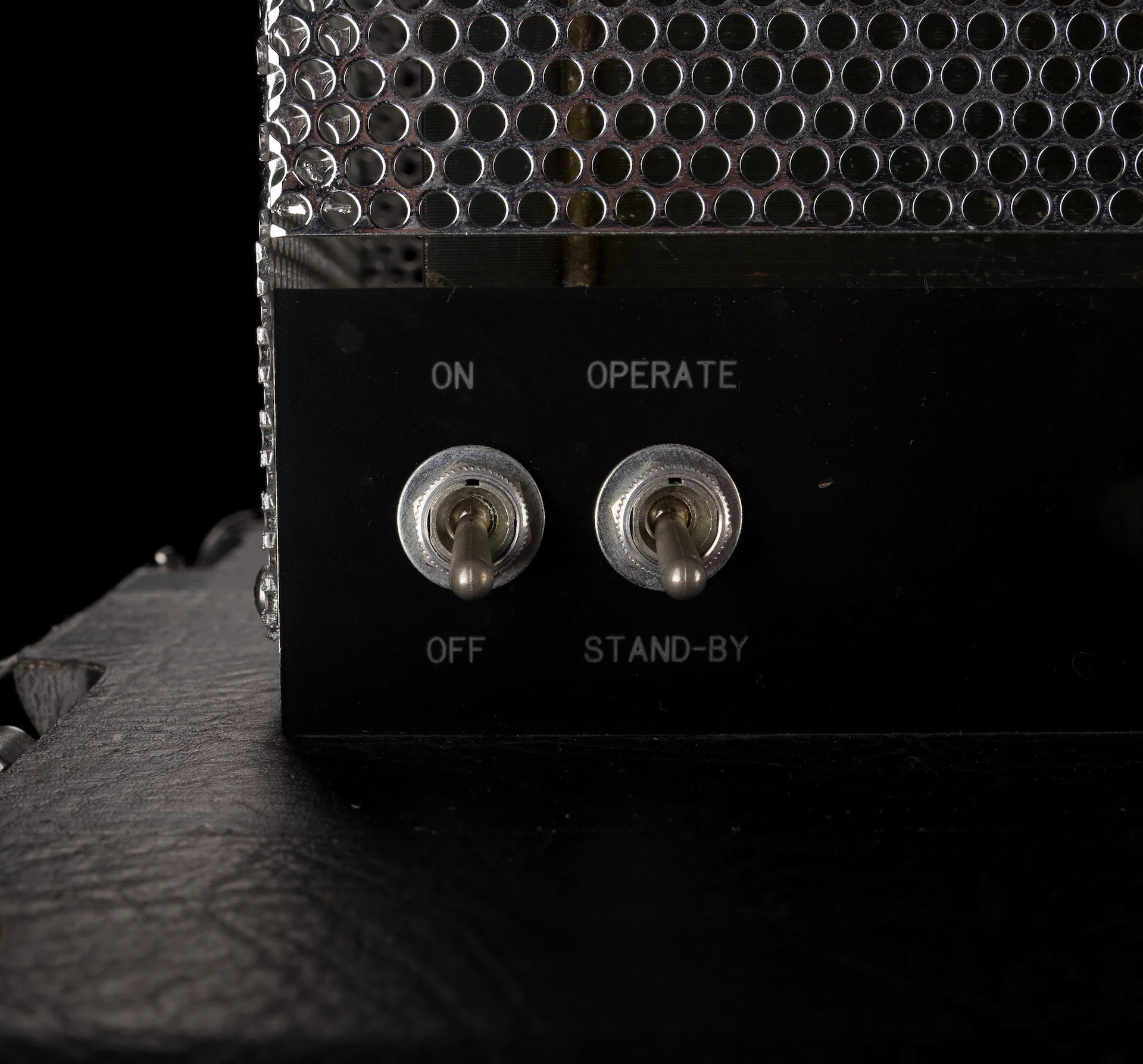 Pre Owned Matchless Thunderman 100 Bass Amp - Image 8