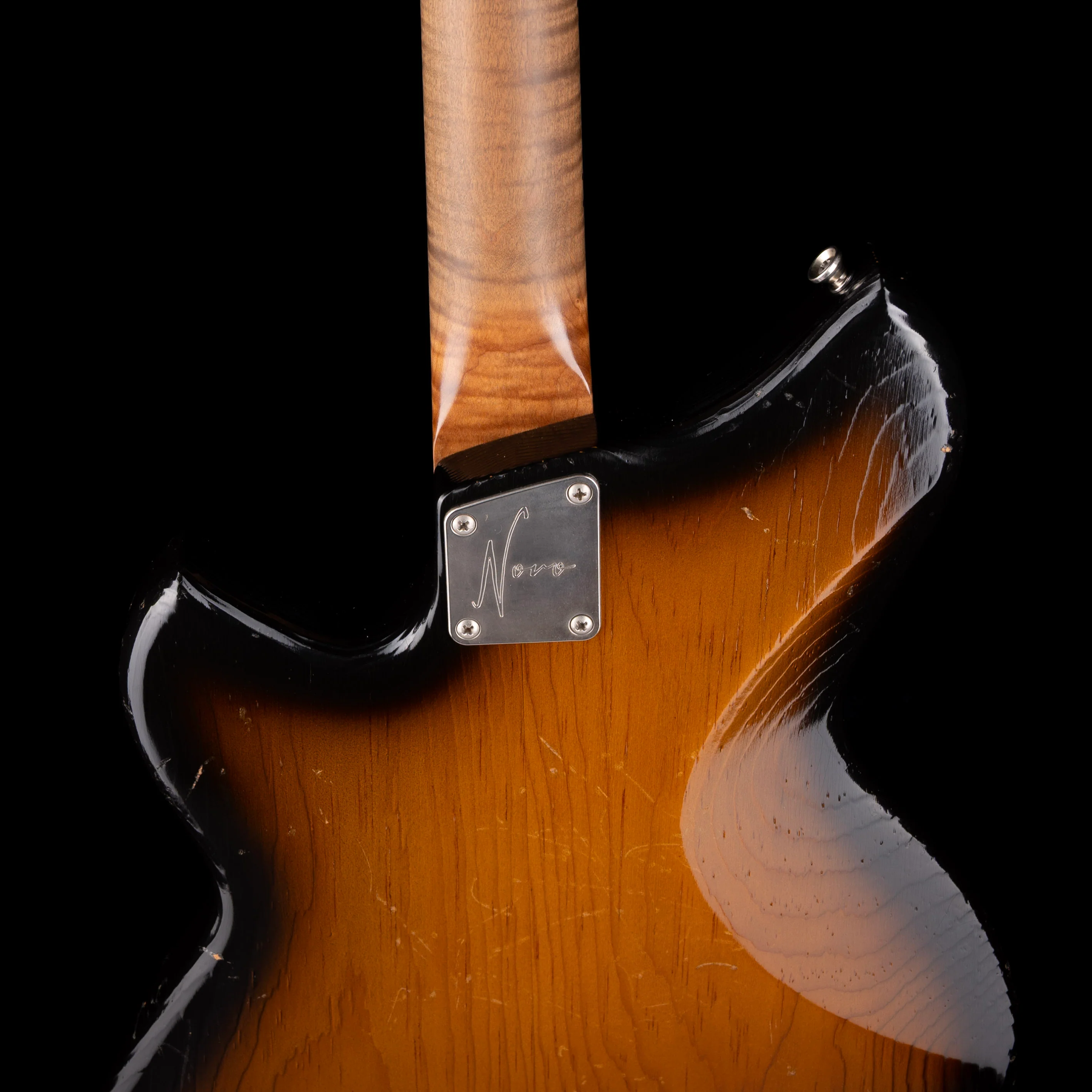 Pre Owned Novo Serus J Light Distress 2-Tone Sunburst With OSSC - Image 10