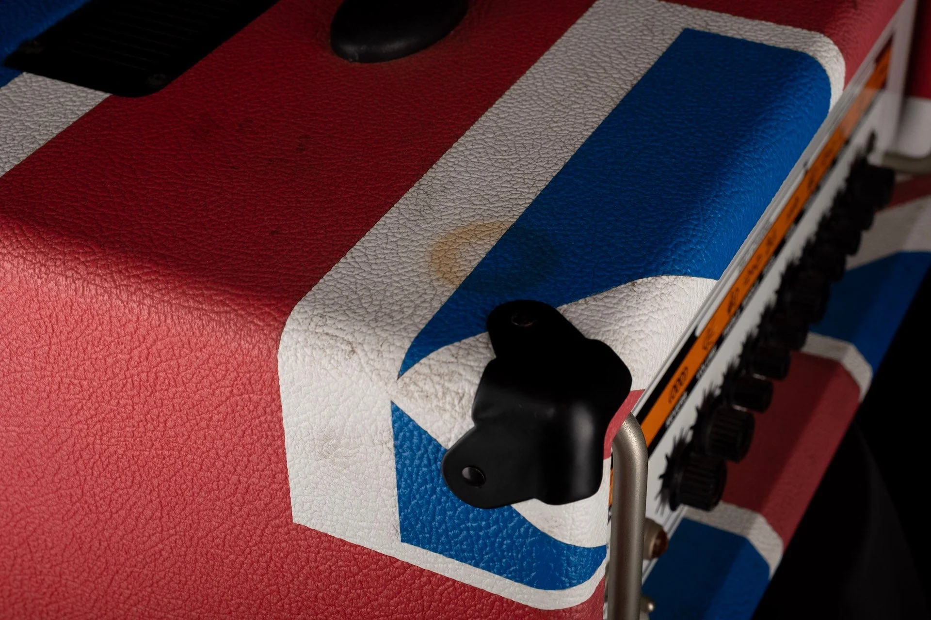 Pre-Owned Limited Edition of 25 Orange Limited Edition Union Jack Rockerverb 50 MKII / 2x12 Cab Set - Image 11