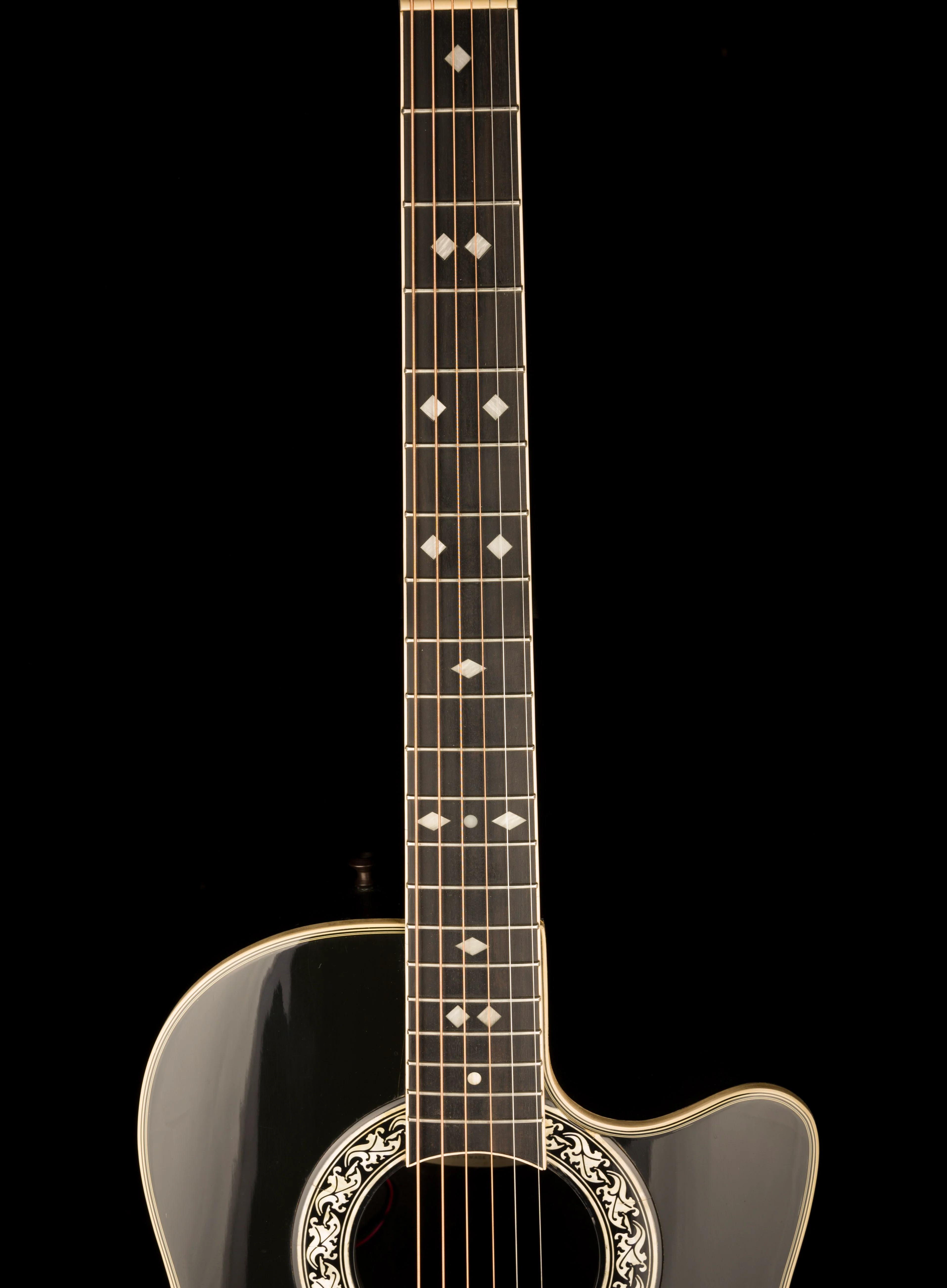 Pre Owned Ovation Legend Model 1767 Black With Gig Bag - Image 12