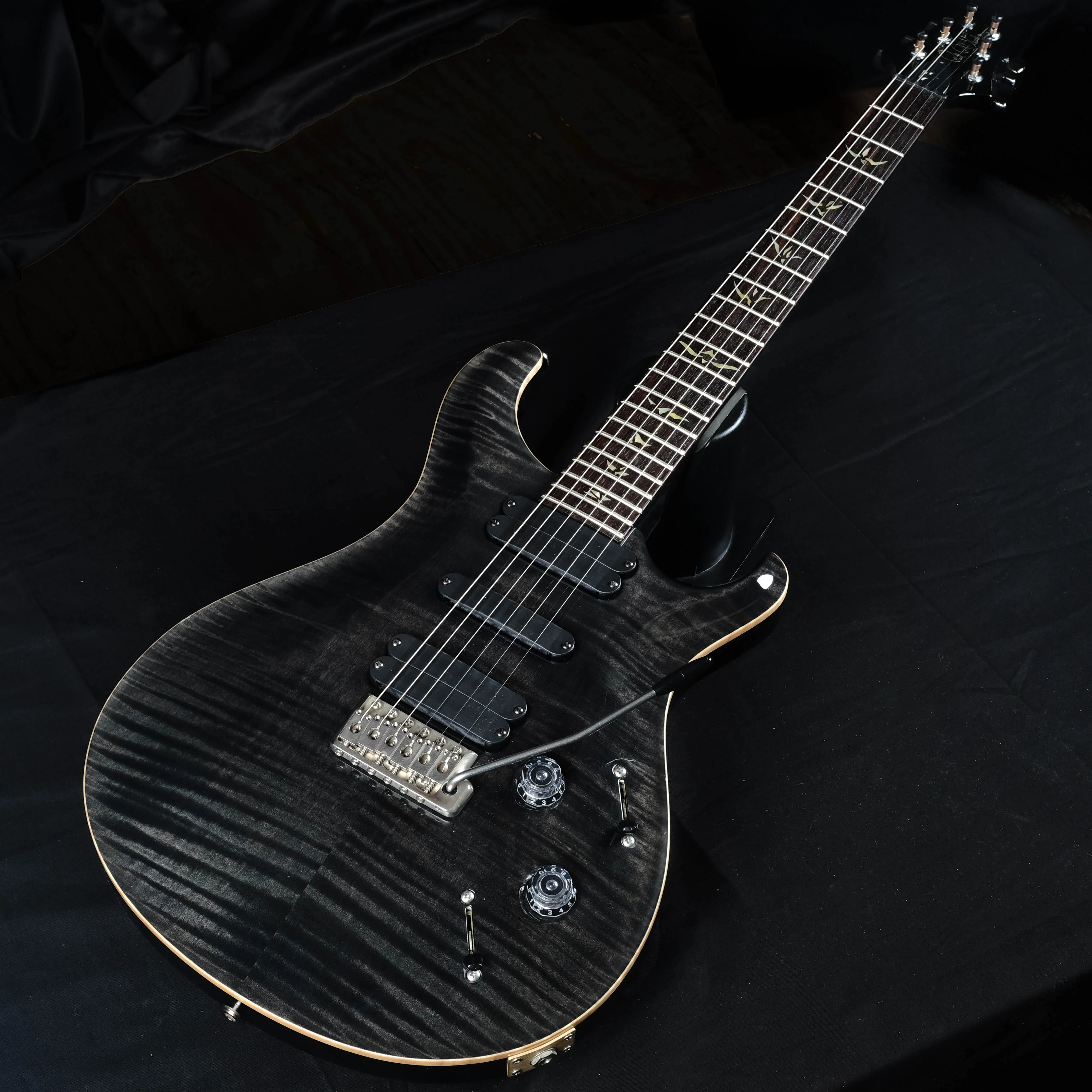 Pre Owned '08 Paul Reed Smith PRS 513 Smoke Grey Black Electric Guitar With OHSC - Image 3