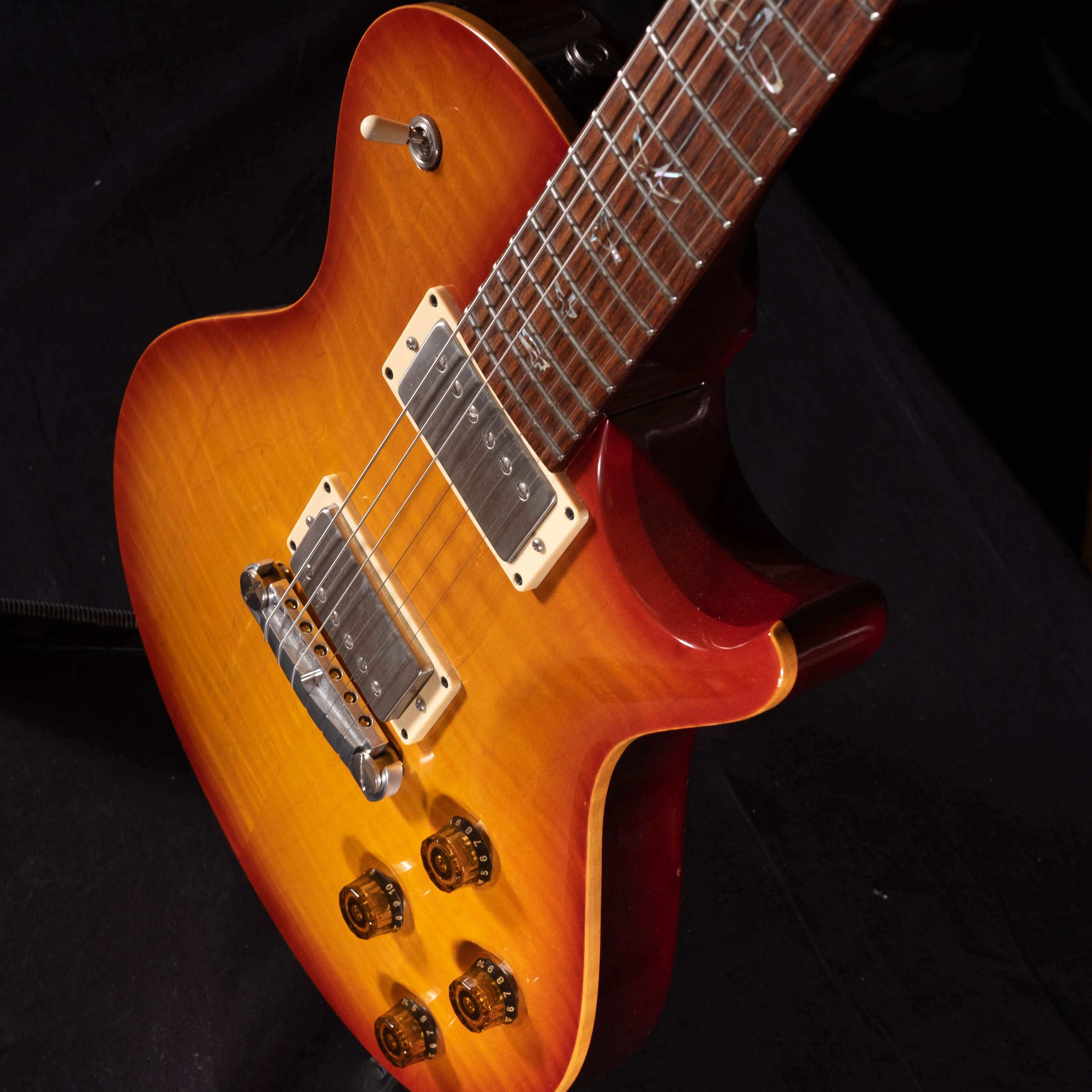 Pre Owned PRS '09 SC245 Single Cut McCarty Burst Electric Guitar with OHSC - Image 5