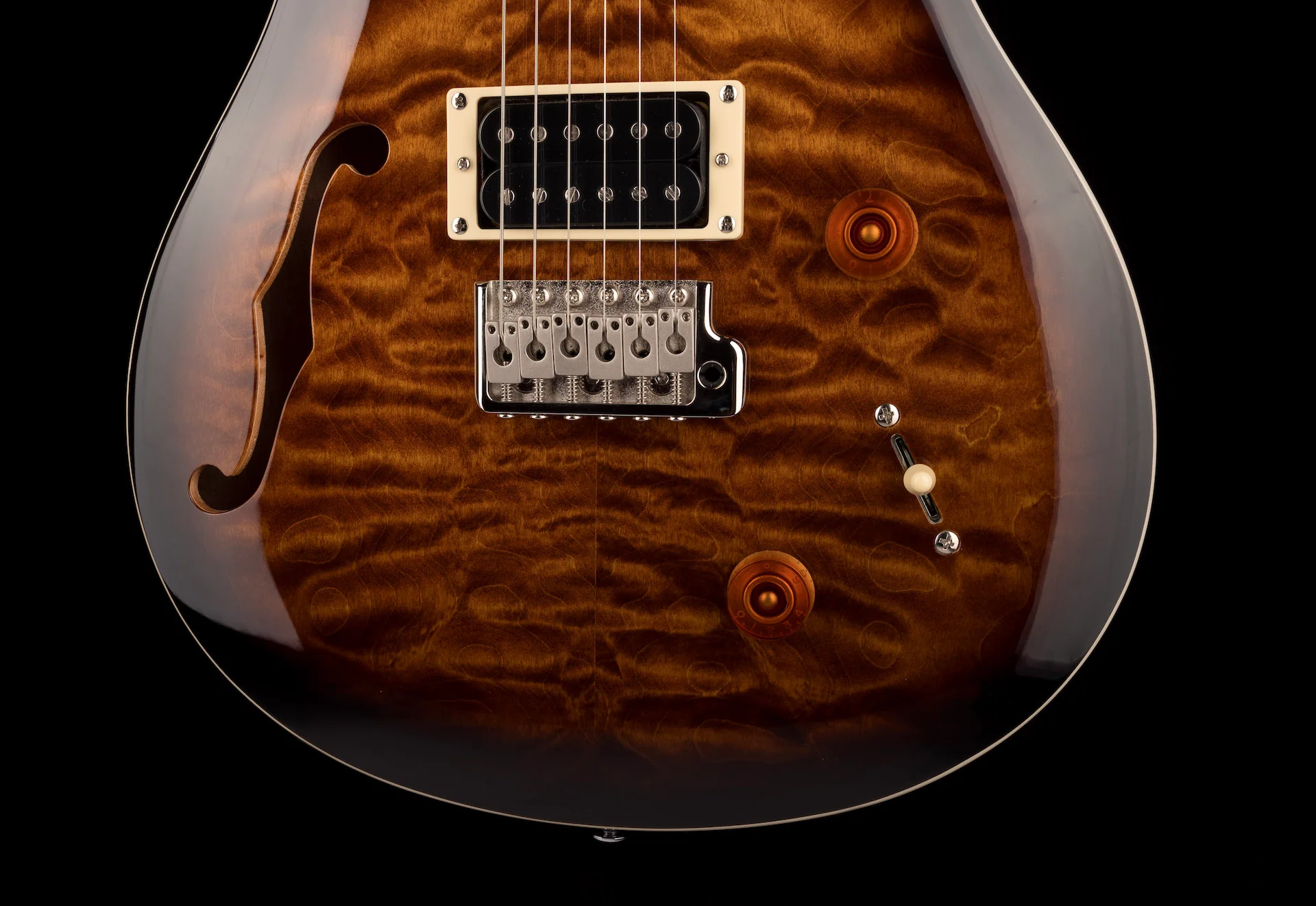 Pre Owned PRS SE Custom 22 Semi-Hollowbody Quilt Top Limited Black Gold Sunburst With Gig Bag - Image 5