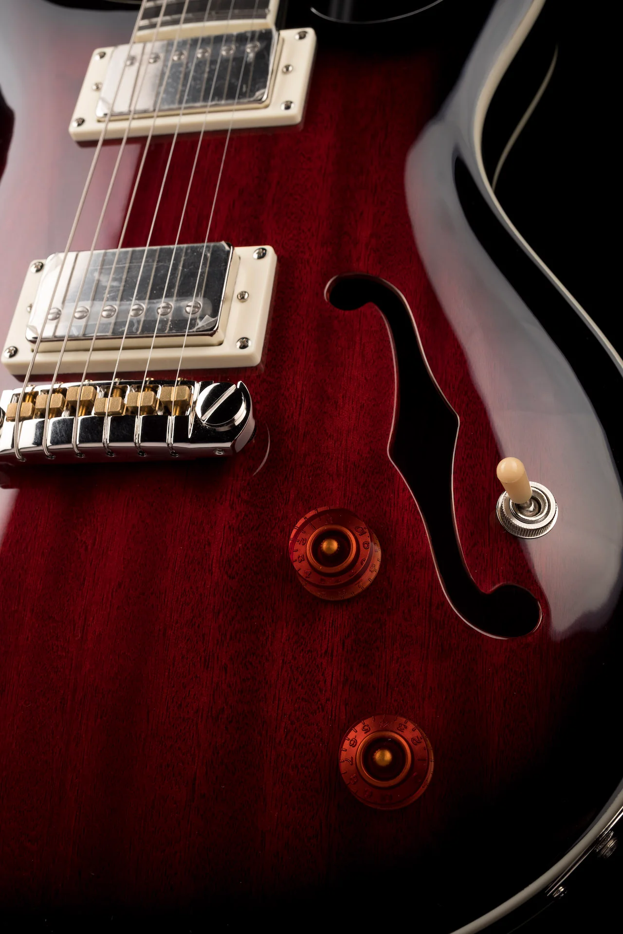 Pre Owned PRS SE Hollowbody Standard Fire Red Burst with HSC - Image 8