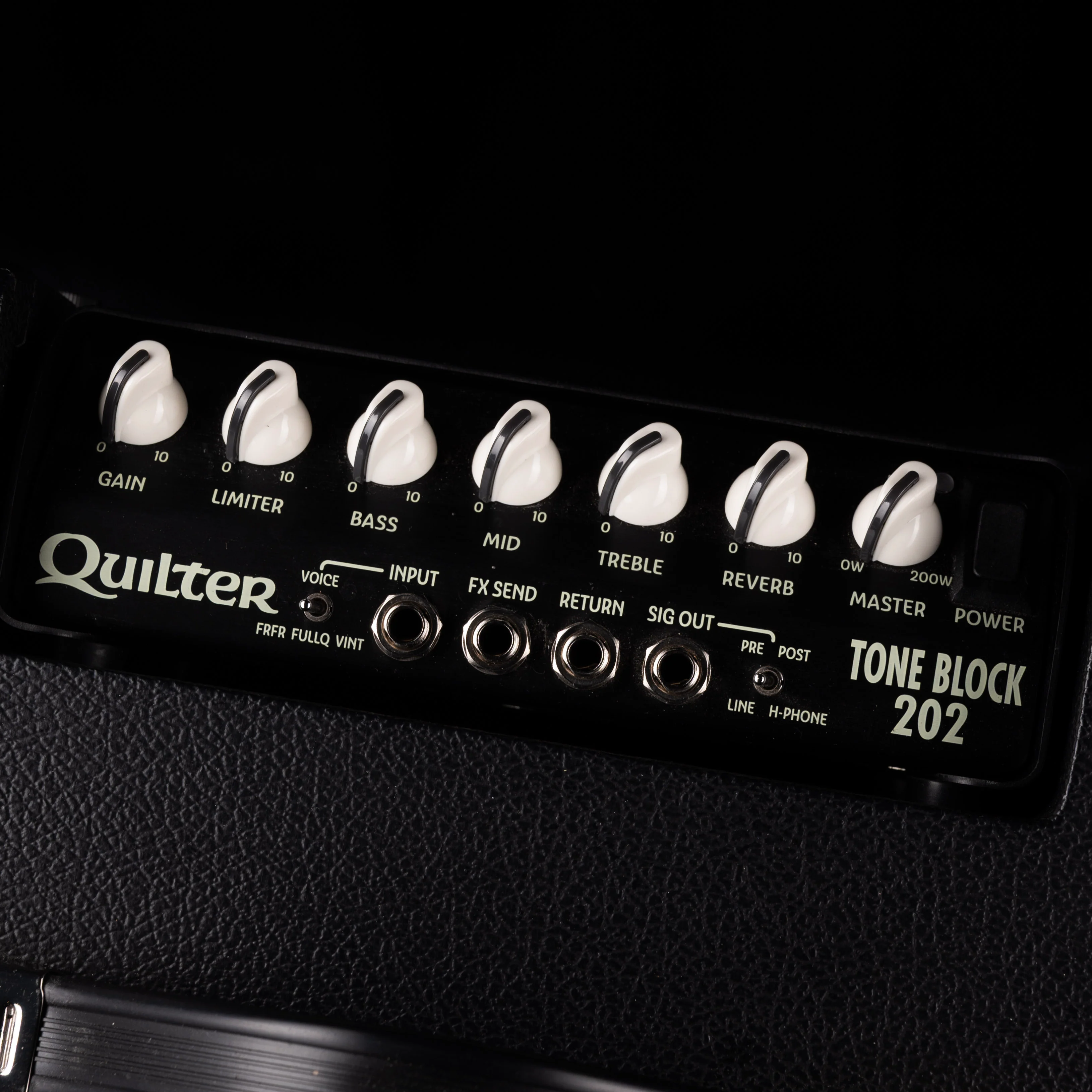 Pre-Owned Quilter Labs Travis Toy 12 Guitar Amp Combo Black with Cover - Image 11
