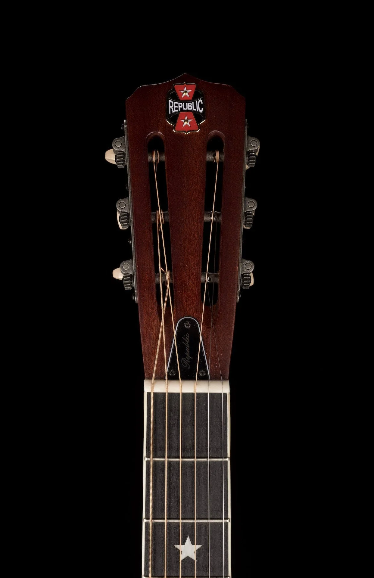 Pre Owned Republic Tricone Woody Resonator Acoustic Guitar With Soft Case - Image 9