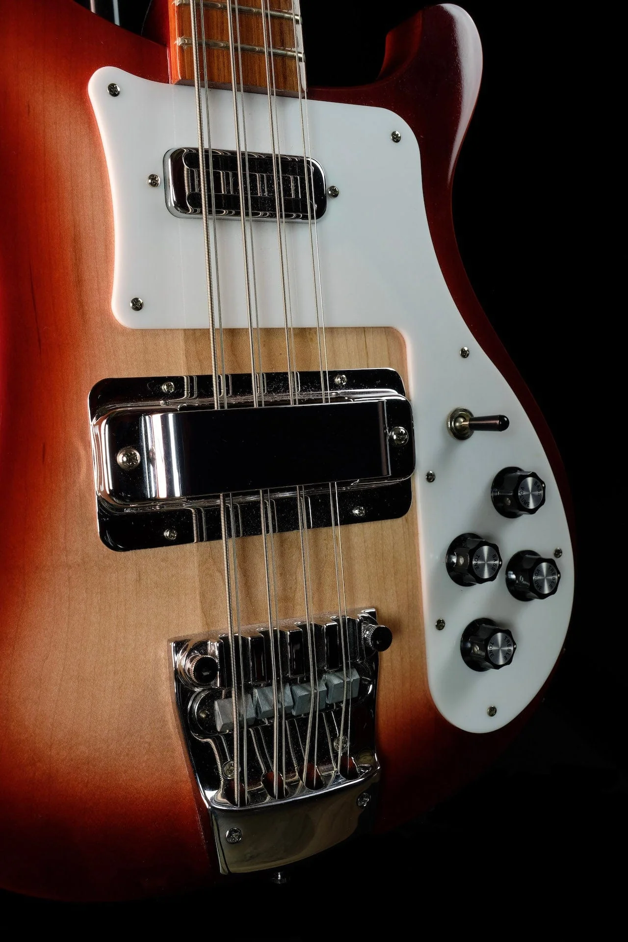 Pre-Owned '01 Rickenbacker 4008 Eight String Fireglo Bass With OHSC 8 String Bass - Image 7