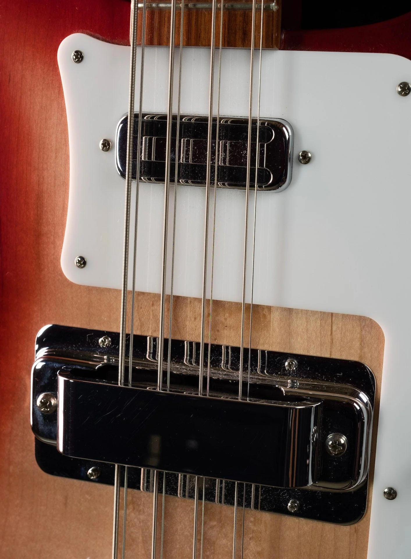 Pre-Owned '01 Rickenbacker 4008 Eight String Fireglo Bass With OHSC 8 String Bass - Image 8