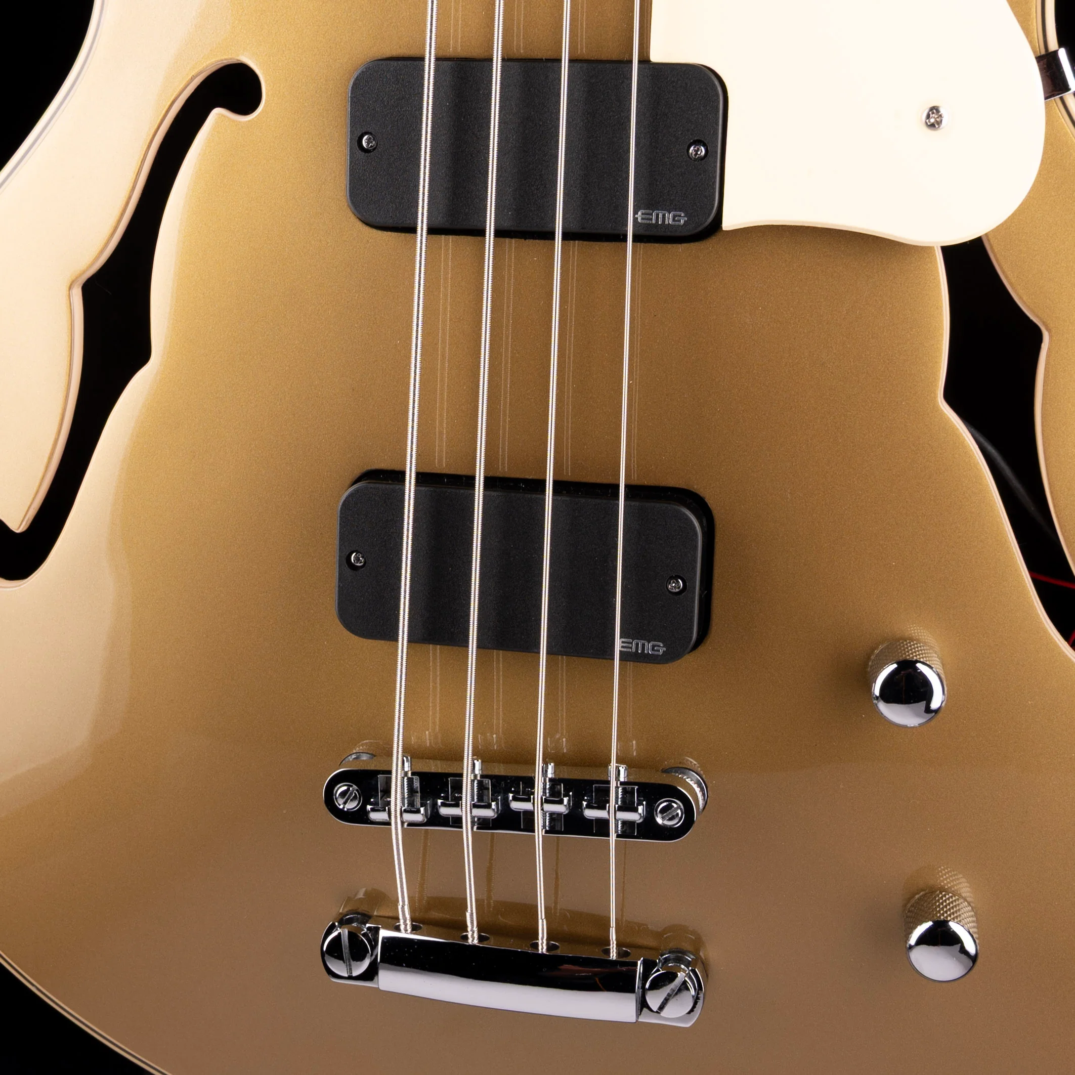 Pre-Owned Schecter Corsair Bass Metallic Gold - Image 4