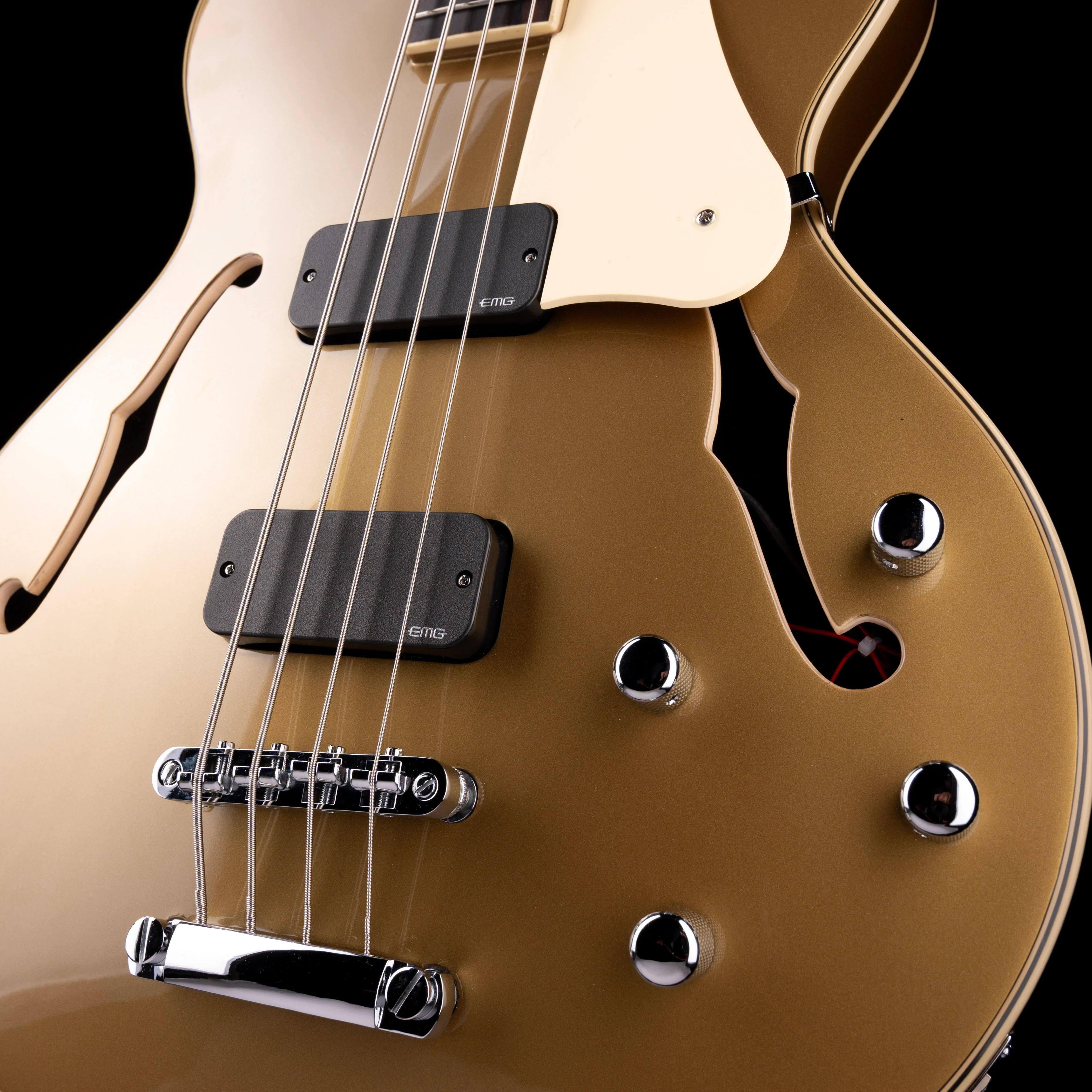 Pre-Owned Schecter Corsair Bass Metallic Gold - Image 5