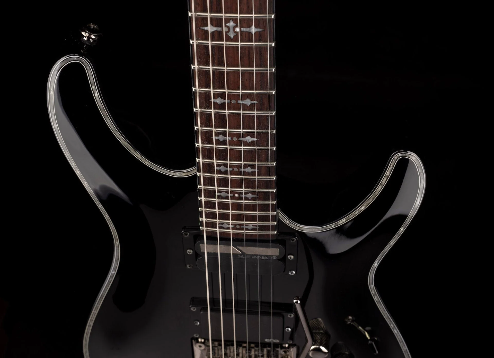 Pre Owned Schecter Hellraiser 6 C-1 FR S Gloss Black Electric Guitar With Bag - Image 3