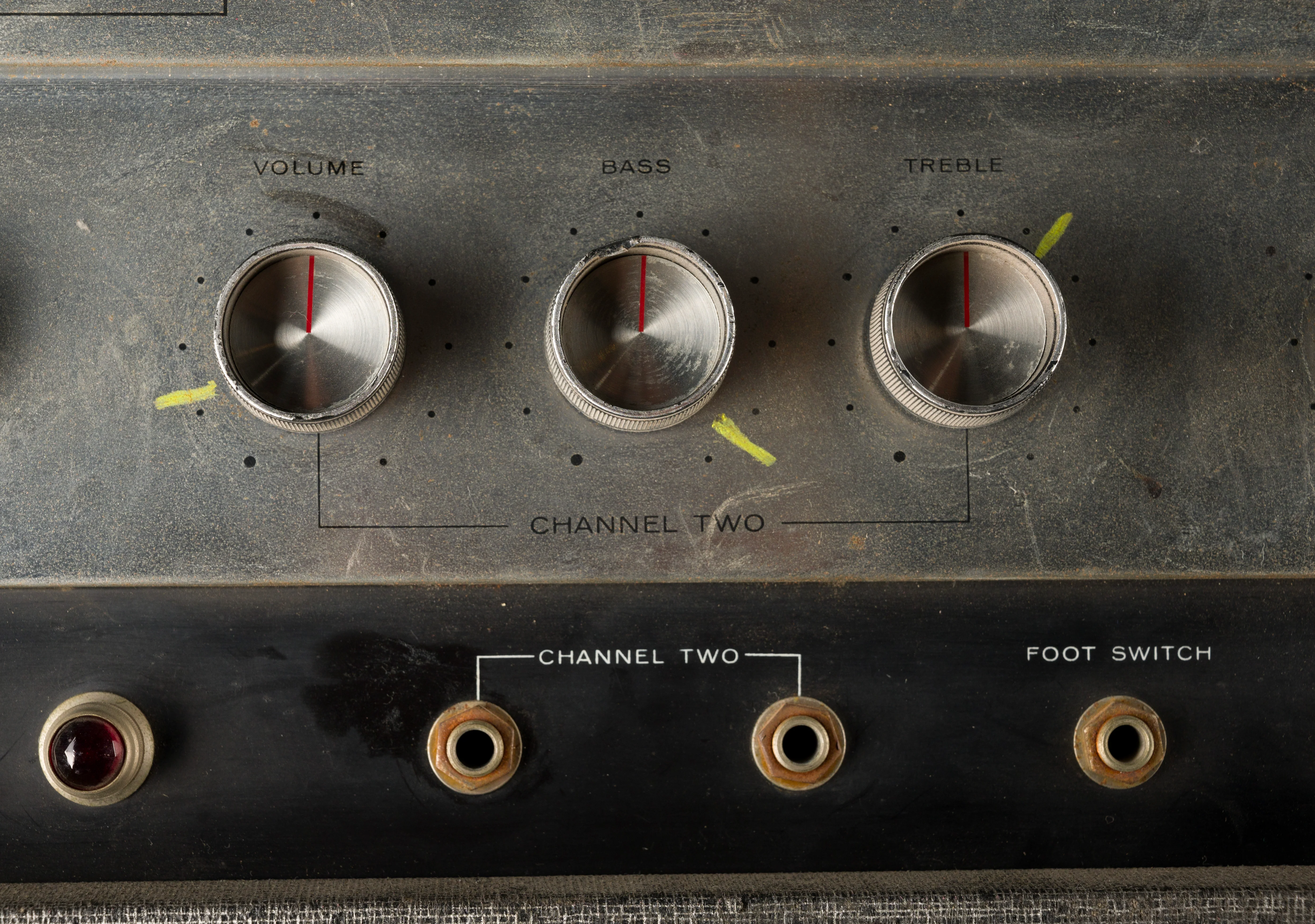 Pre Owned Silvertone 1960s Model 1484 Twin 12 Guitar Amp Gray - Image 5