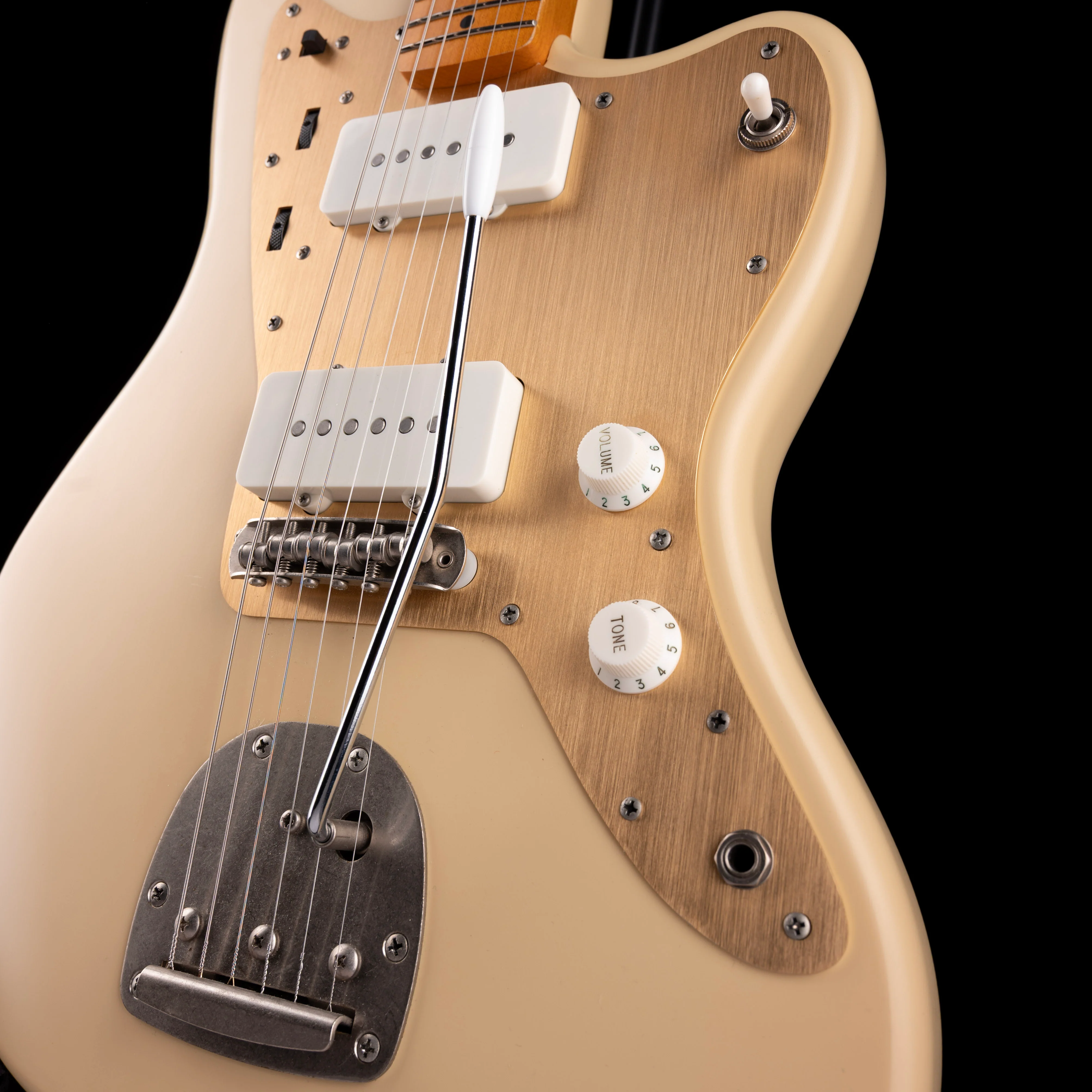Pre Owned Squier 40th Anniversary Jazzmaster Vintage Edition Satin Desert Sand - Image 5