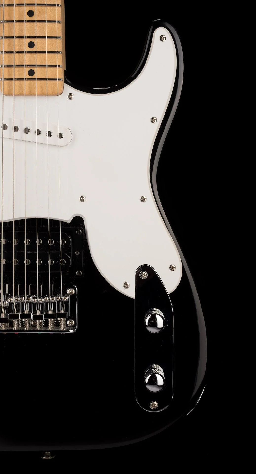 Pre Owned Squier '51 Maple Fingerboard Black With Gig Bag - Image 9