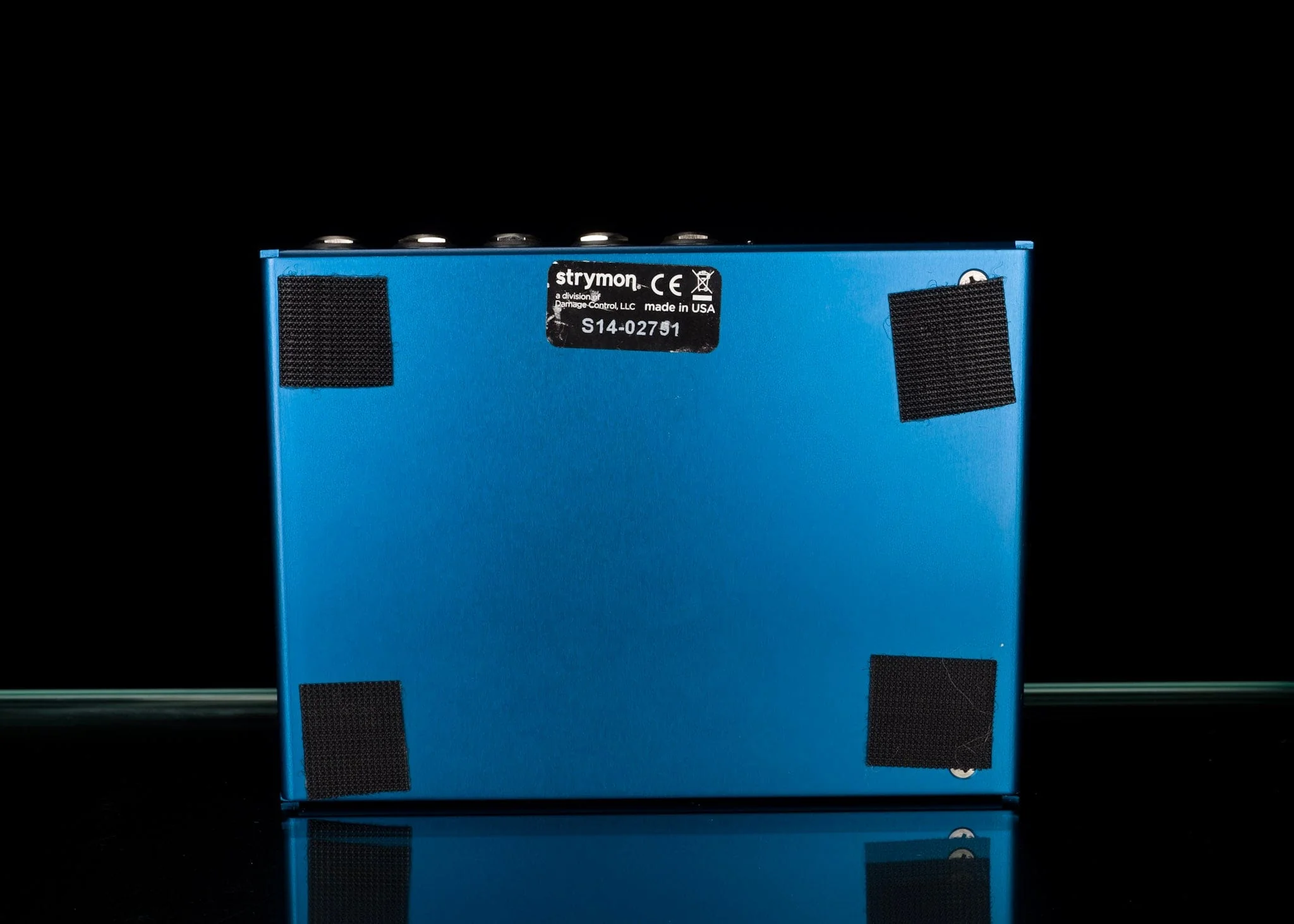 Pre Owned Strymon Mobius Multidimensional Modulation Guitar Effect Pedal - Image 2