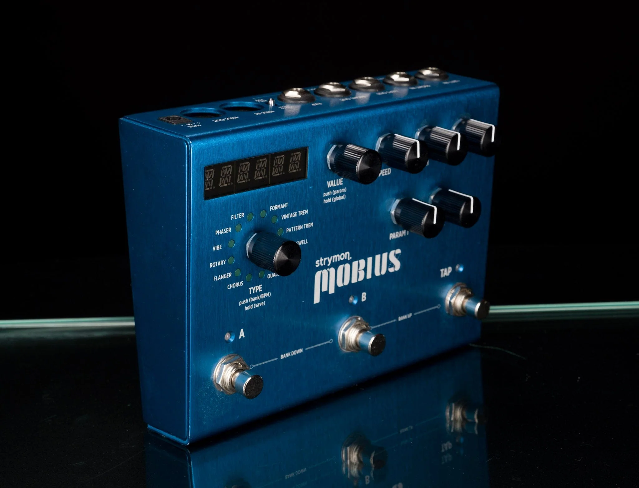 Pre Owned Strymon Mobius Multidimensional Modulation Guitar Effect Pedal - Image 4