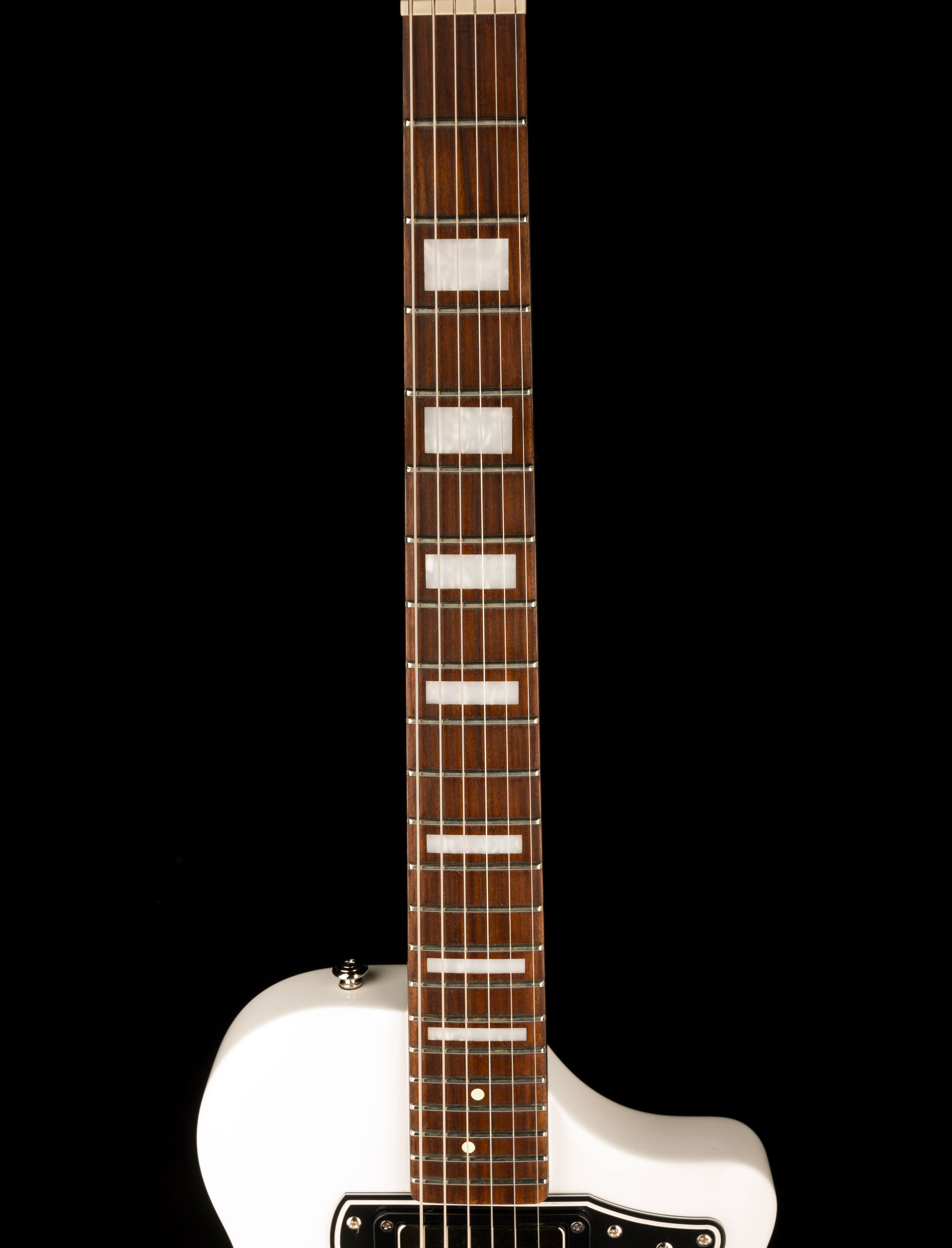 Pre Owned Supro 1224DBHT Limited Edition David Bowie 1961 Dual Tone Hardtail White With Gig Bag - Image 12