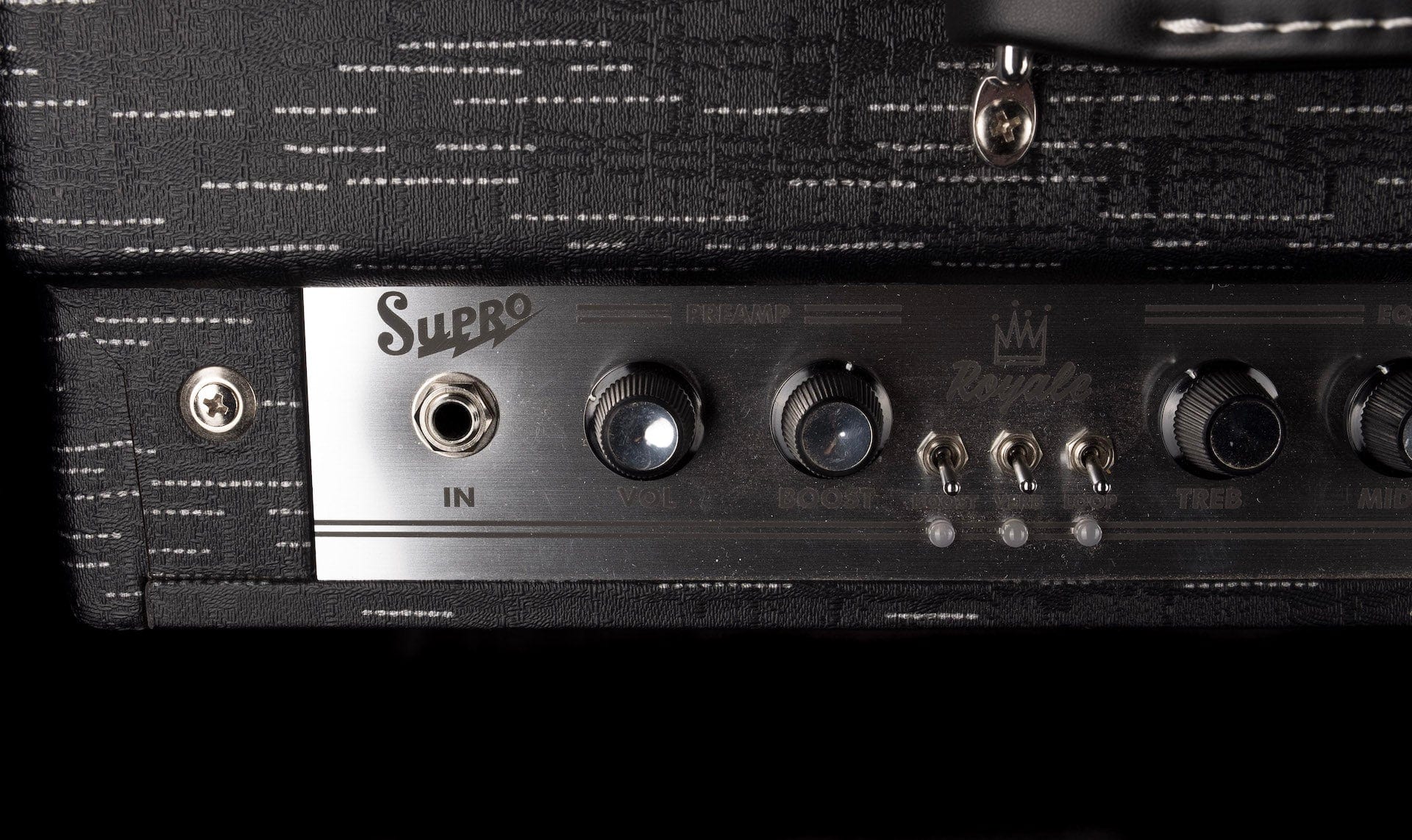 Pre Owned Supro Royale Model 1432R Black Guitar Amp Combo - Image 4
