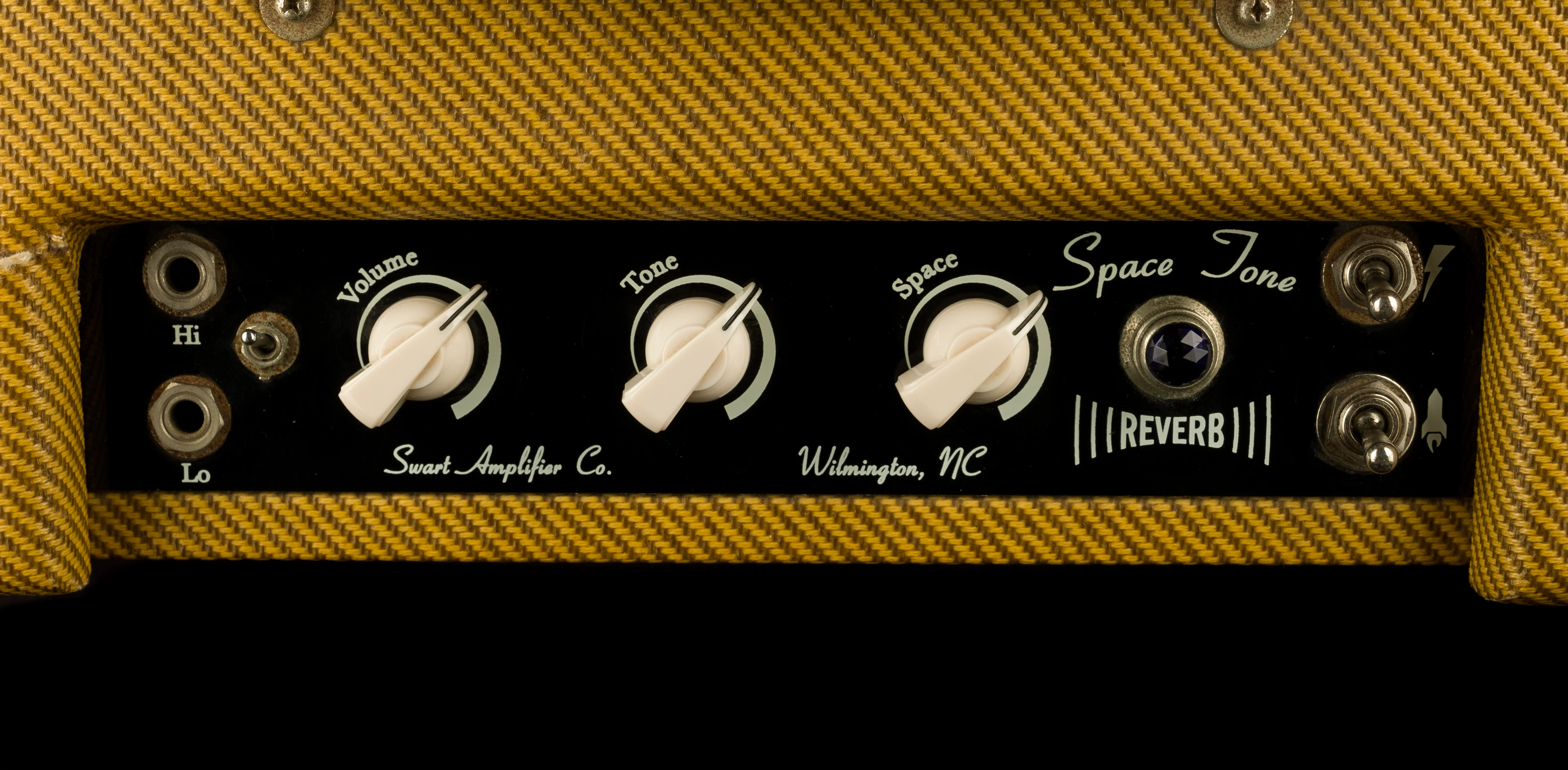 Pre Owned Swart Space Tone Reverb Tweed With Alnico Blue Speaker - Image 4