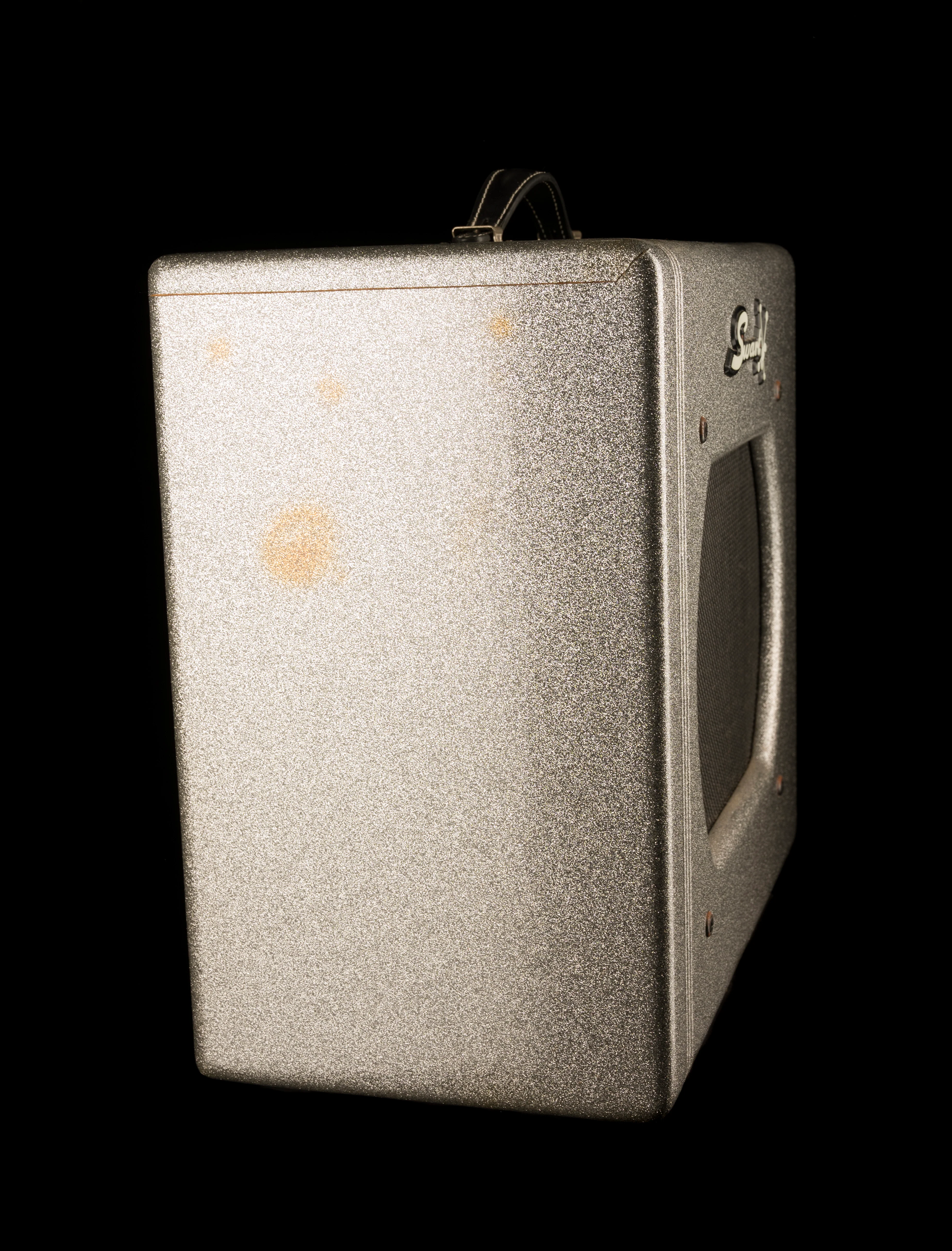 Pre Owned Swart Special Edition Space Tone Reverb Silver Sparkle Guitar Amp Combo with Footswitch - Image 7