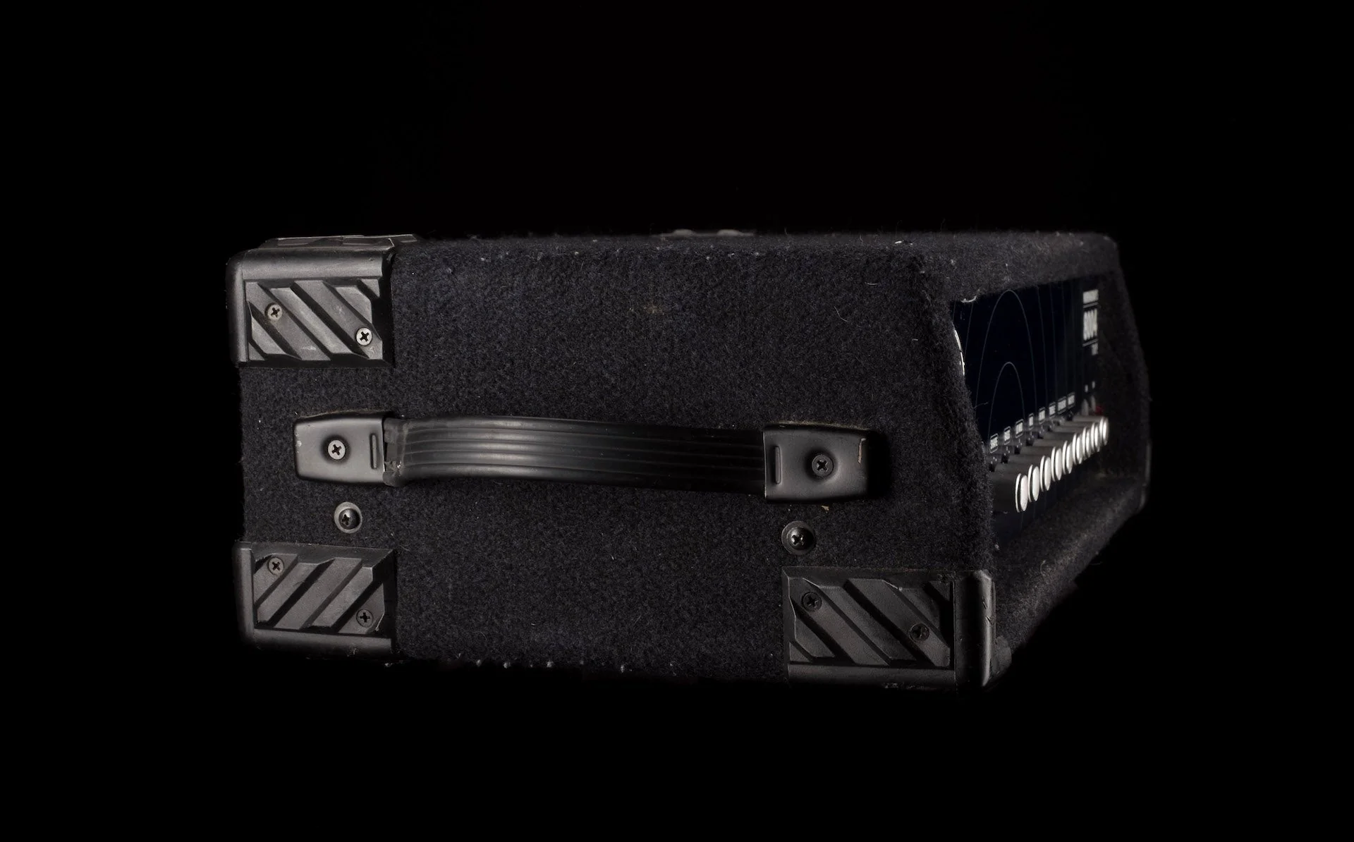 Pre Owned SWR Workingman's 8004 T.O.P. Bass Amp Head - Image 8