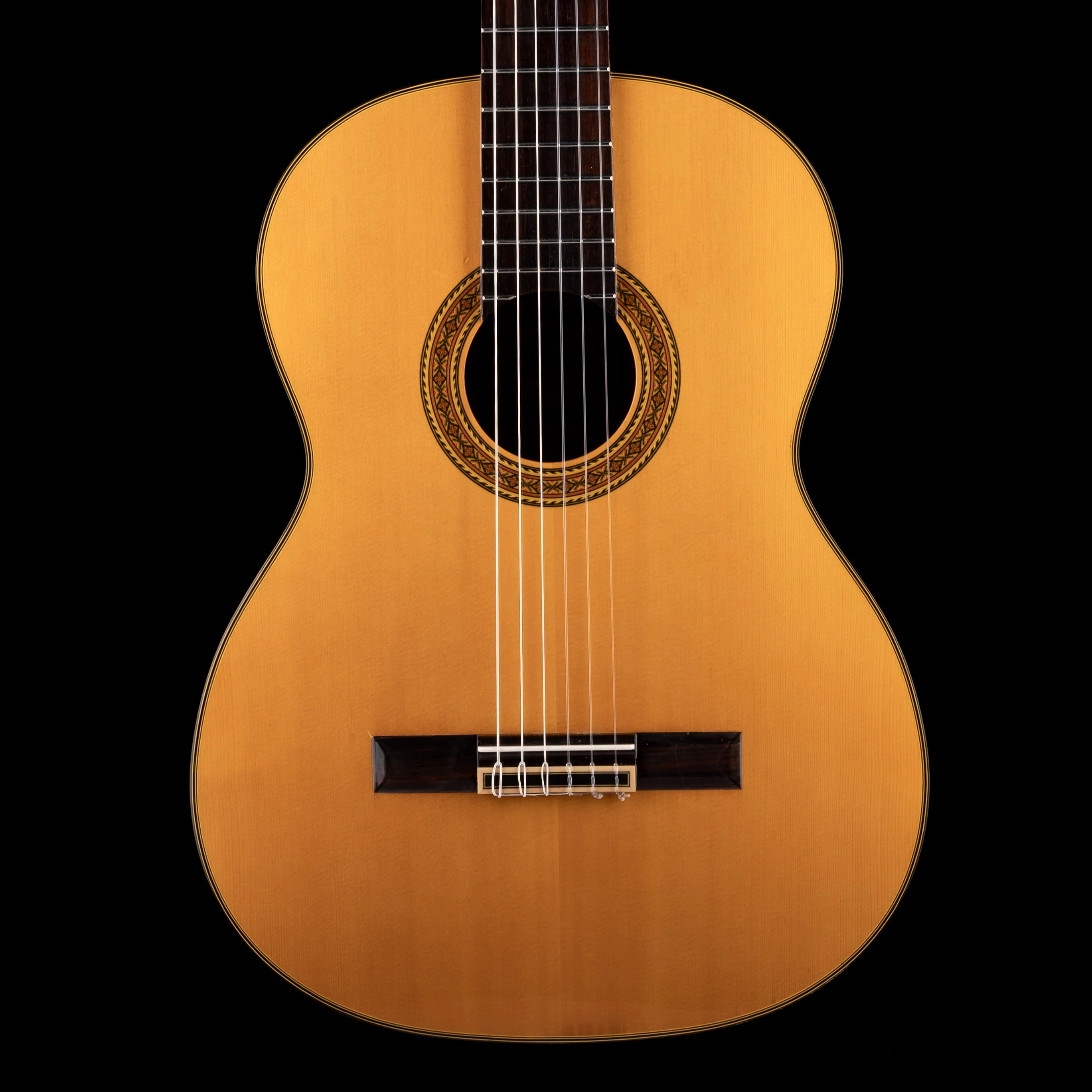 Pre Owned Takamine Made In Japan Model C-128 Nylon Classical Guitar Natural