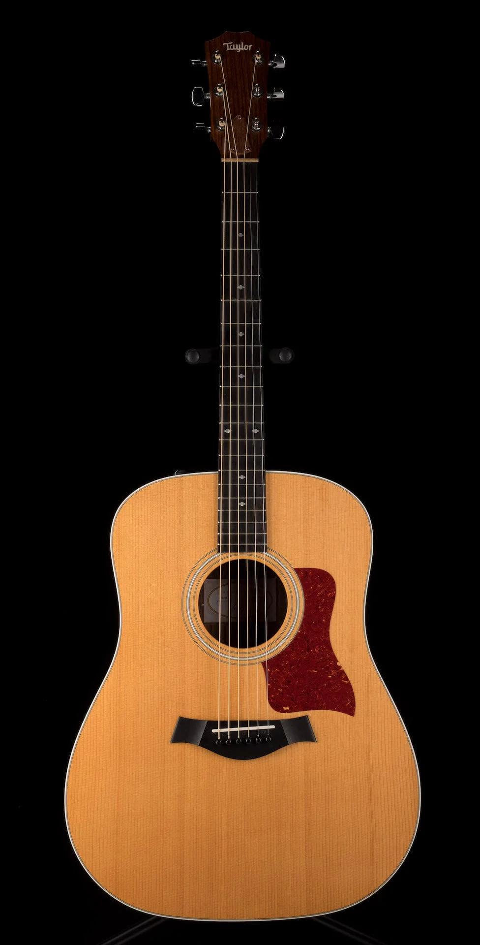 Pre Owned Taylor 210e DLX Natural Acoustic Electric Guitar With OHSC - Image 2