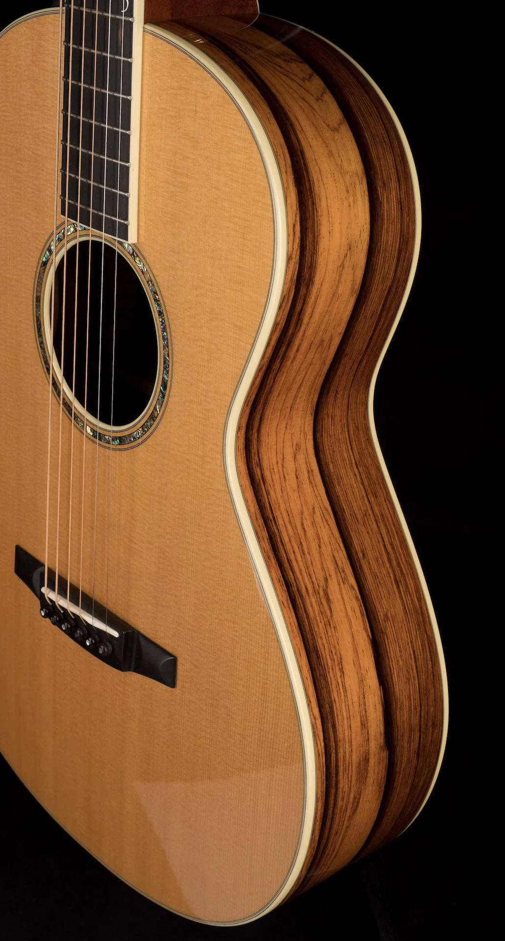 Pre Owned Taylor 35th Anniversary XXXV-P Parlor Natural Acoustic Guitar With OHSC - Image 10