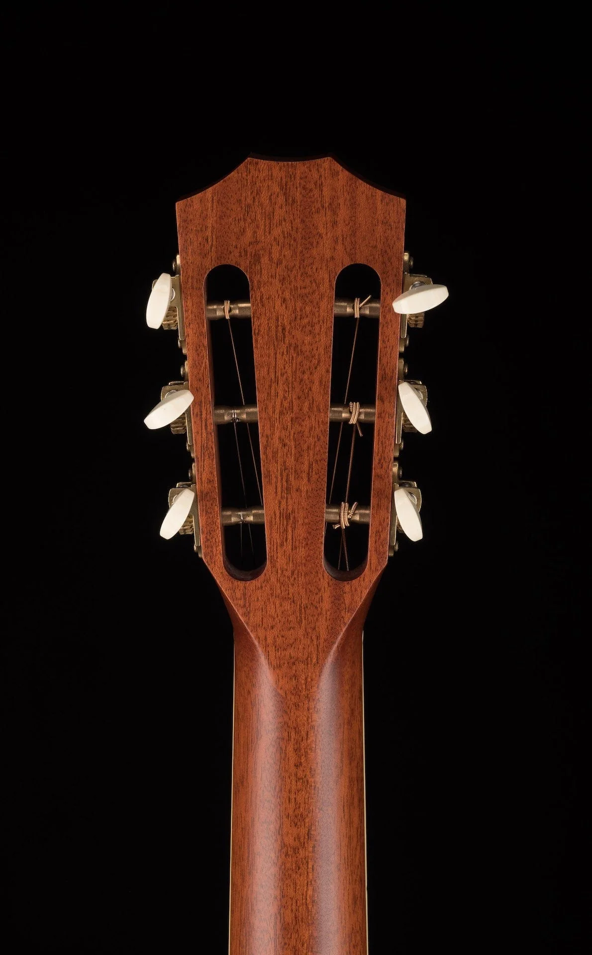 Pre Owned Taylor 35th Anniversary XXXV-P Parlor Natural Acoustic Guitar With OHSC - Image 19