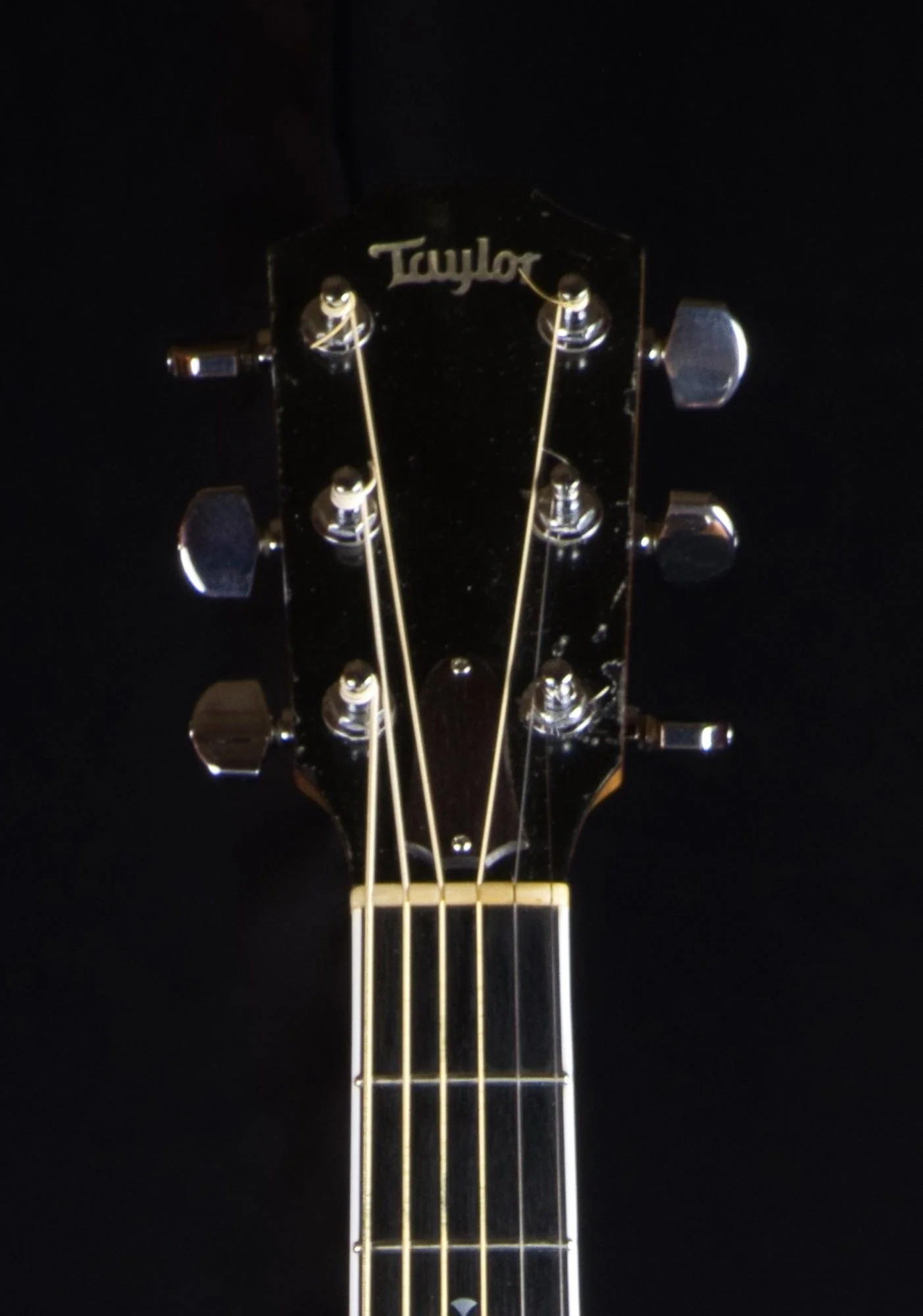 Pre Owned '92 Taylor 615E Quilt Maple Back/Sides Sitka Top Jumbo Acoustic Electric Guitar w/ OHSC - Image 10