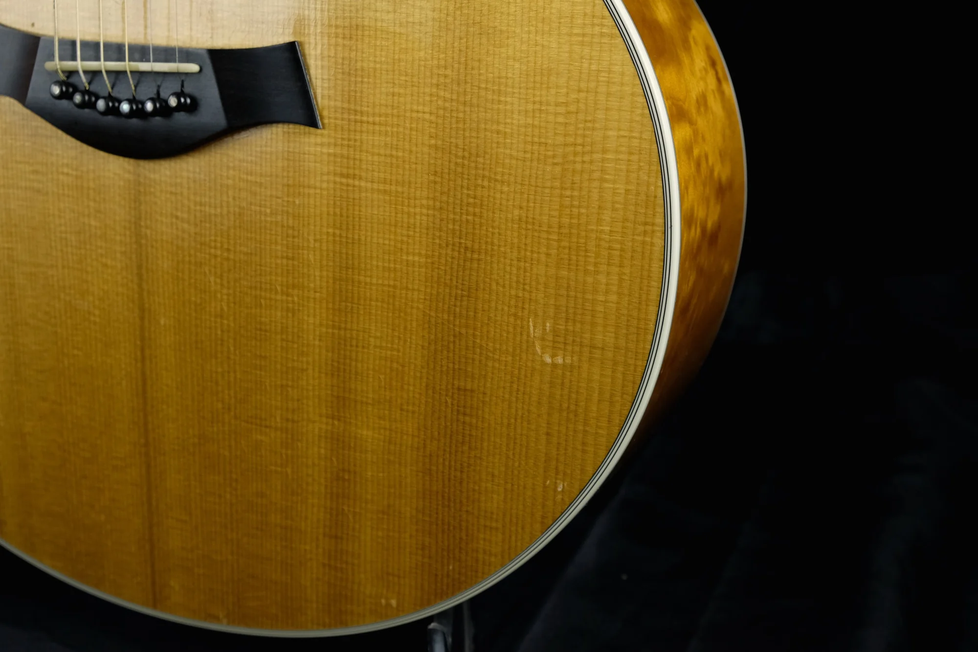 Pre Owned '92 Taylor 615E Quilt Maple Back/Sides Sitka Top Jumbo Acoustic Electric Guitar w/ OHSC - Image 4