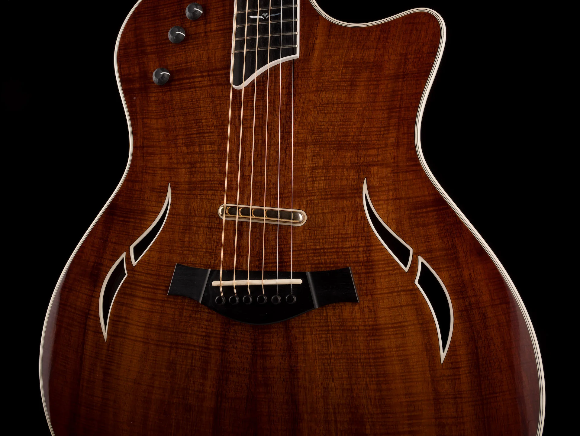 Pre Owned Taylor T5 C-2 Custom Koa With OHSC - Image 6