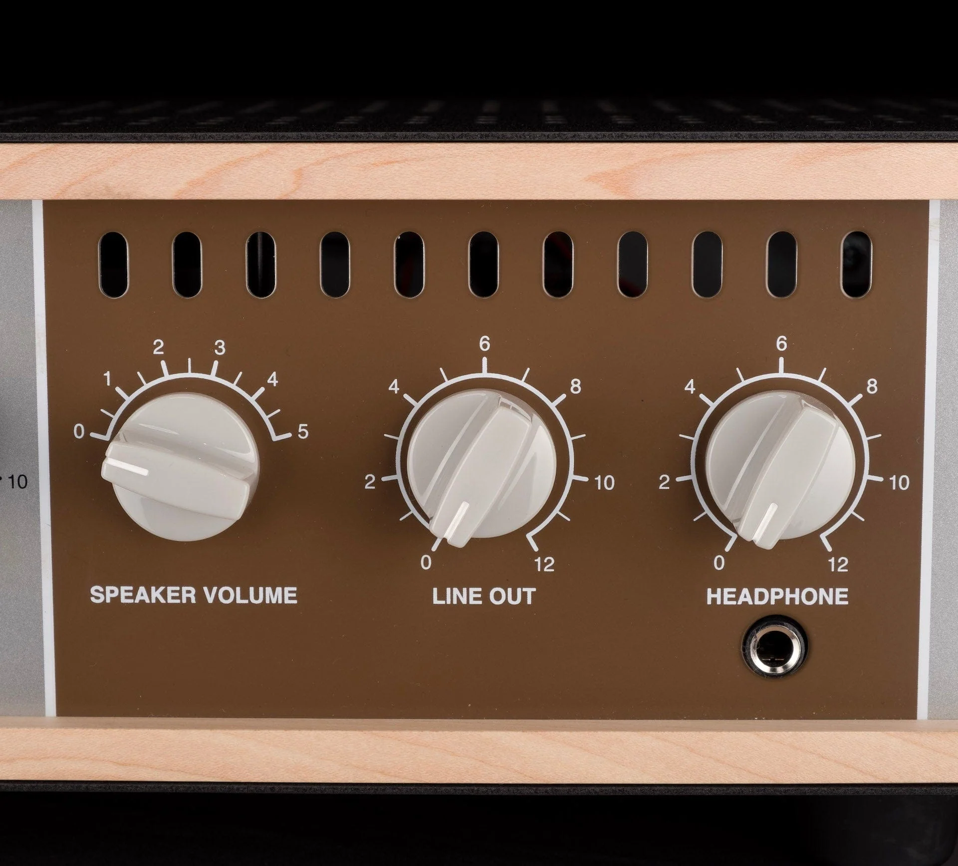 Pre Owned Universal Audio OX Amp Top Box Speaker Simulator With Adapter - Image 4