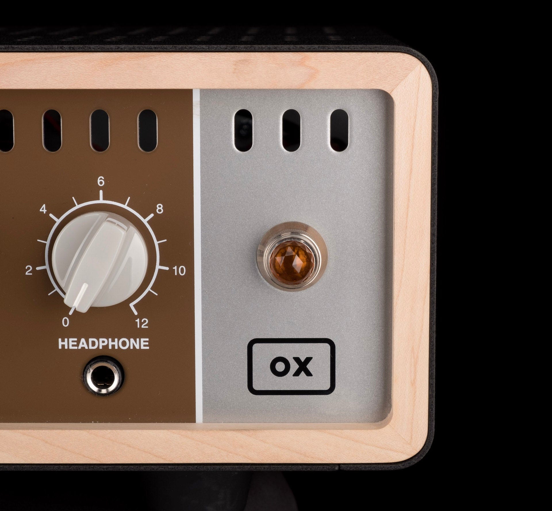Pre Owned Universal Audio OX Amp Top Box Speaker Simulator With Adapter - Image 5