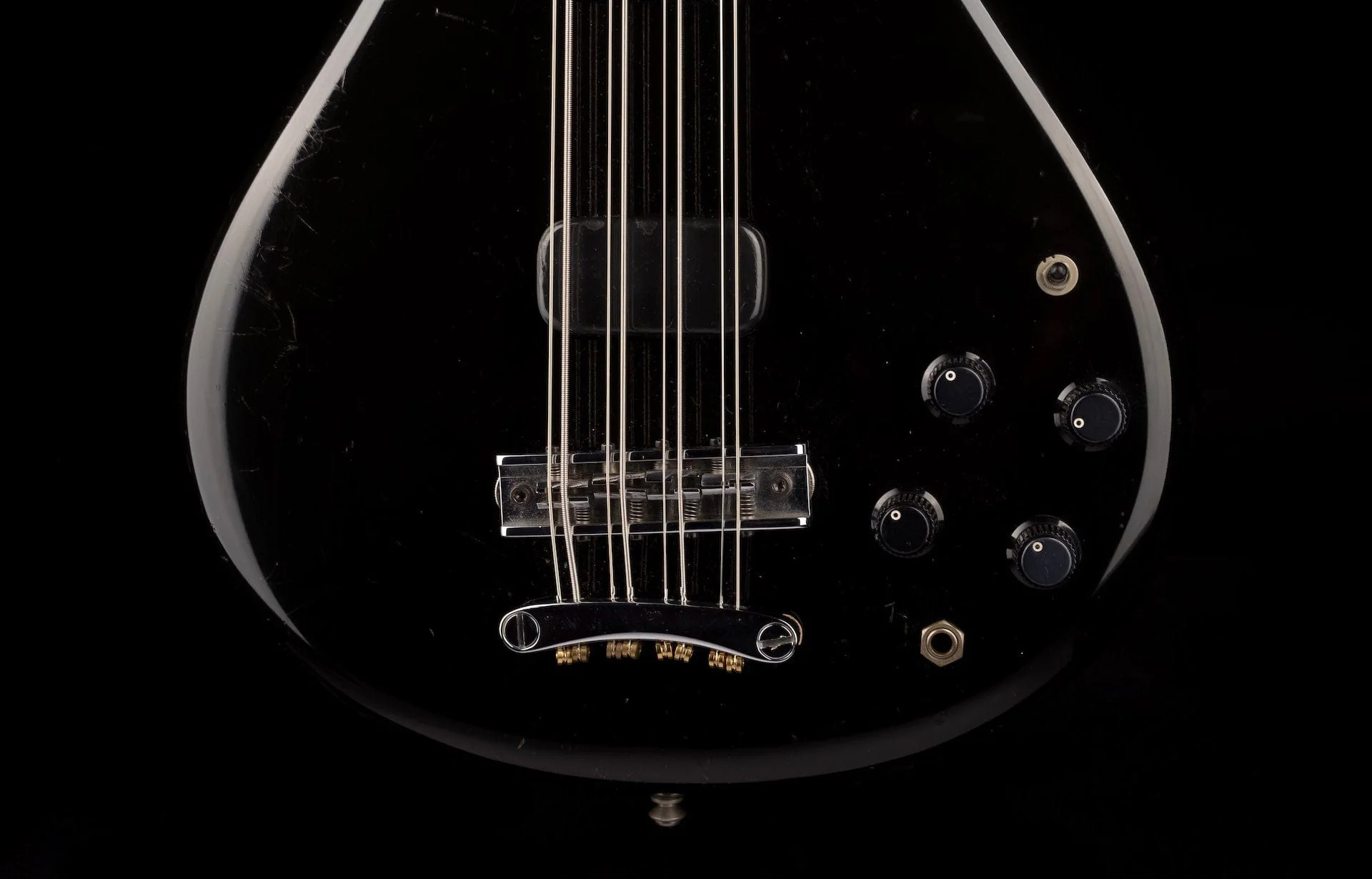 Pre Owned Veillette-Citron Standard 8-String Bass Black With Case - Image 5