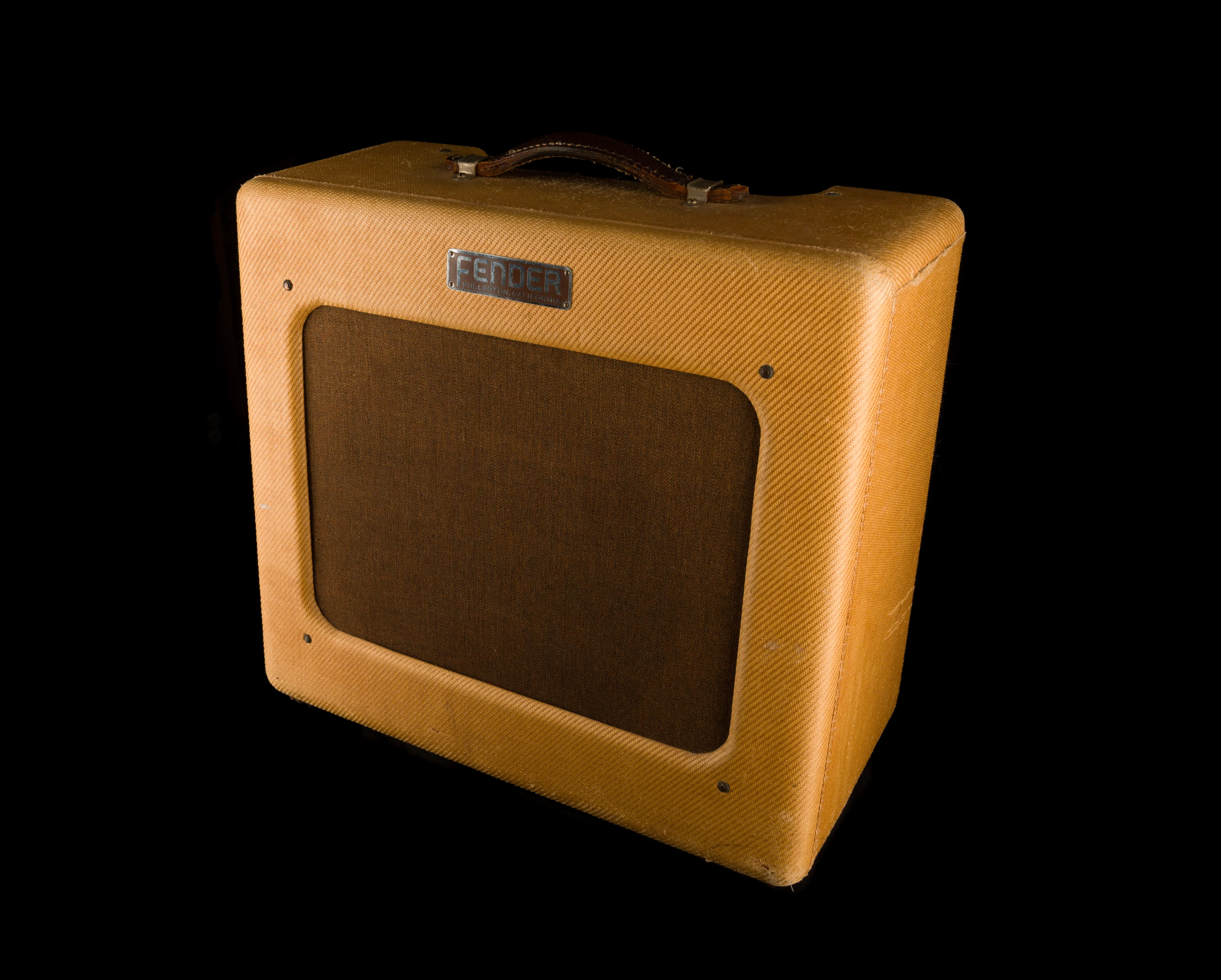 Vintage 1948 Fender Deluxe Tweed Guitar Amp With Cover - Image 3
