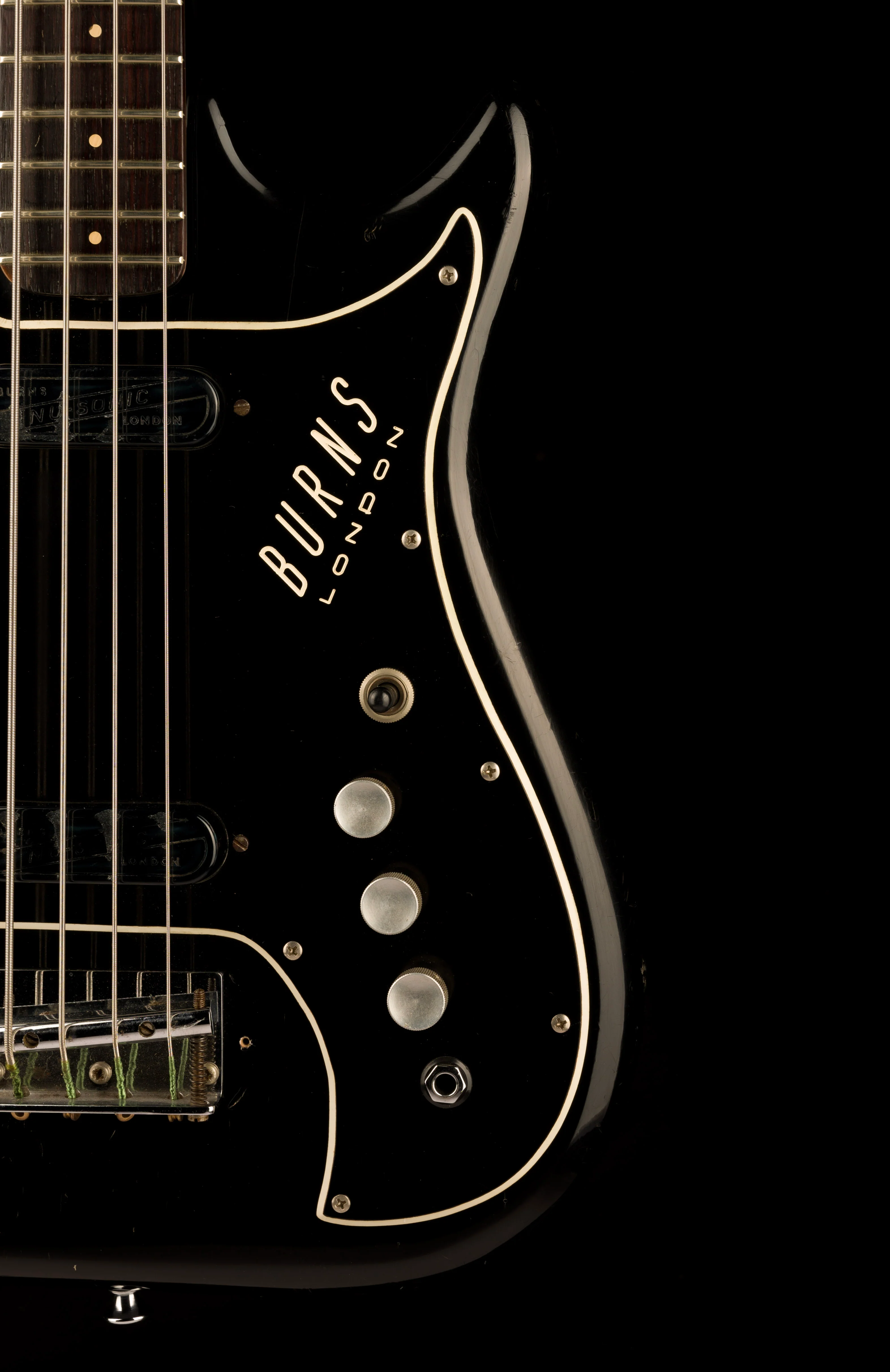 Vintage 1965 Burns Nu-Sonic Bass Black with OHSC - Image 9