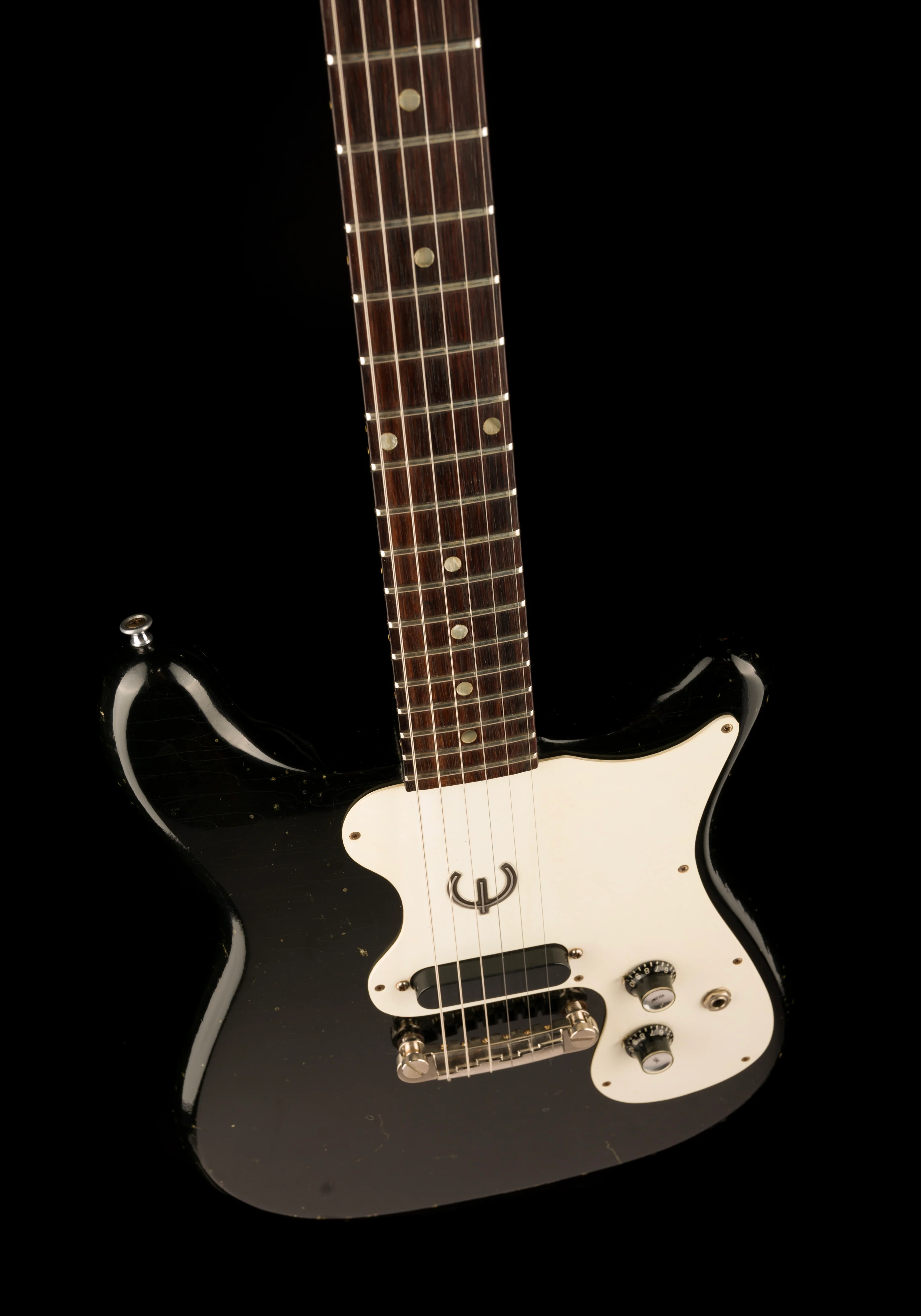 Vintage 1965 Epiphone Olympic Black With Gig Bag - Image 4