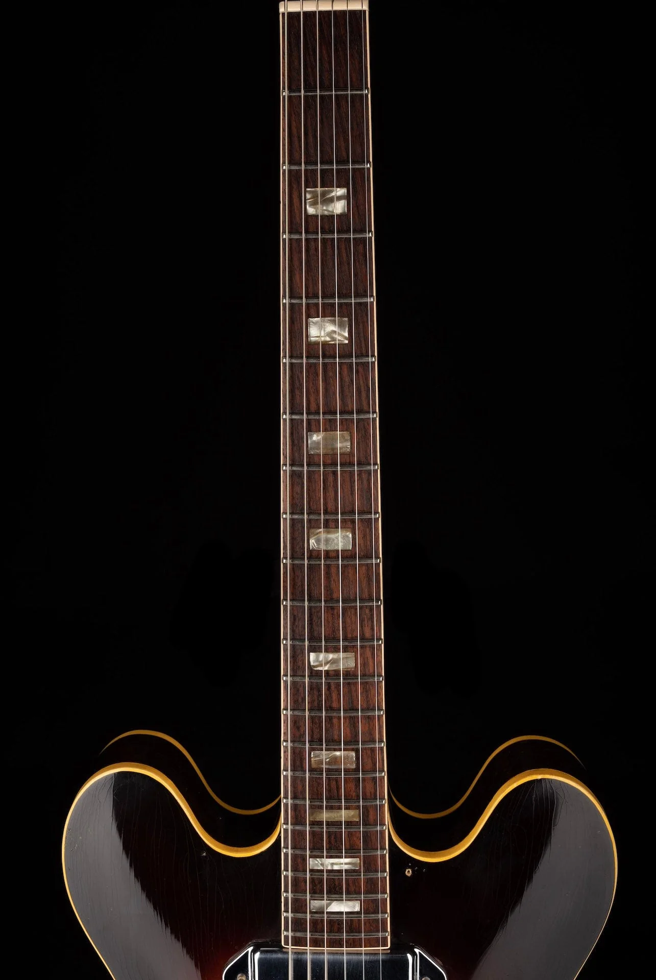 Pre Owned Vintage 1965 Gibson ES-330 Sunburst with HSC - Image 11
