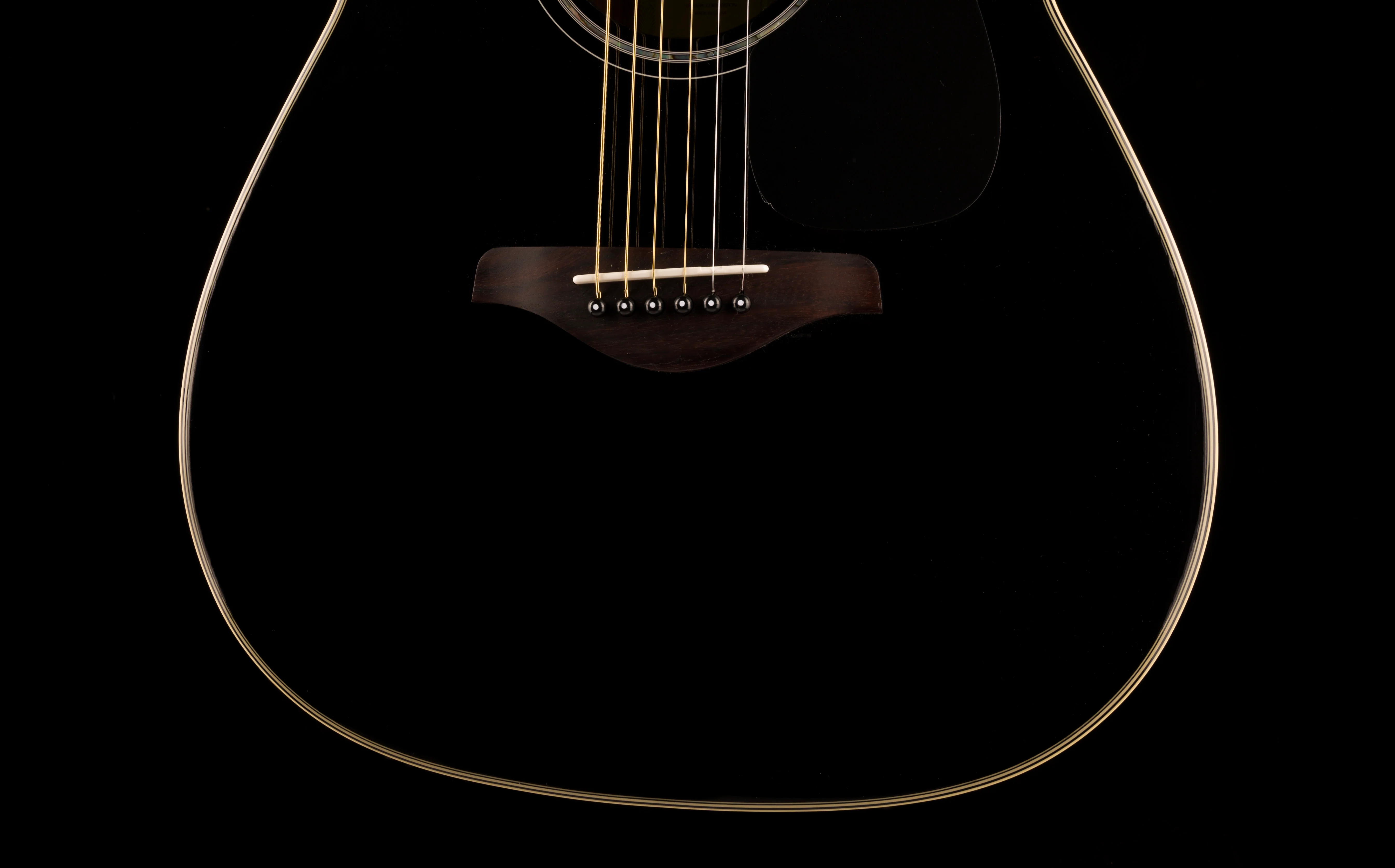 Pre Owned Yamaha FGX830C Dreadnought Cutaway Black With Case - Image 5